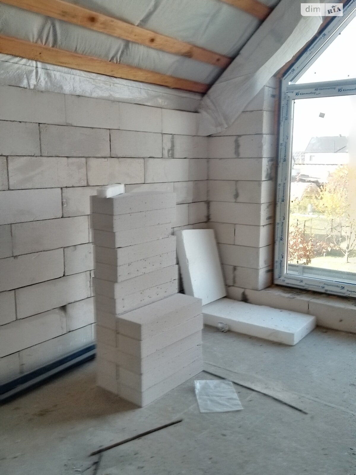 двухэтажный таунхаус, 103 кв. м, газобетон. Продажа в Новых Петровцах фото 1