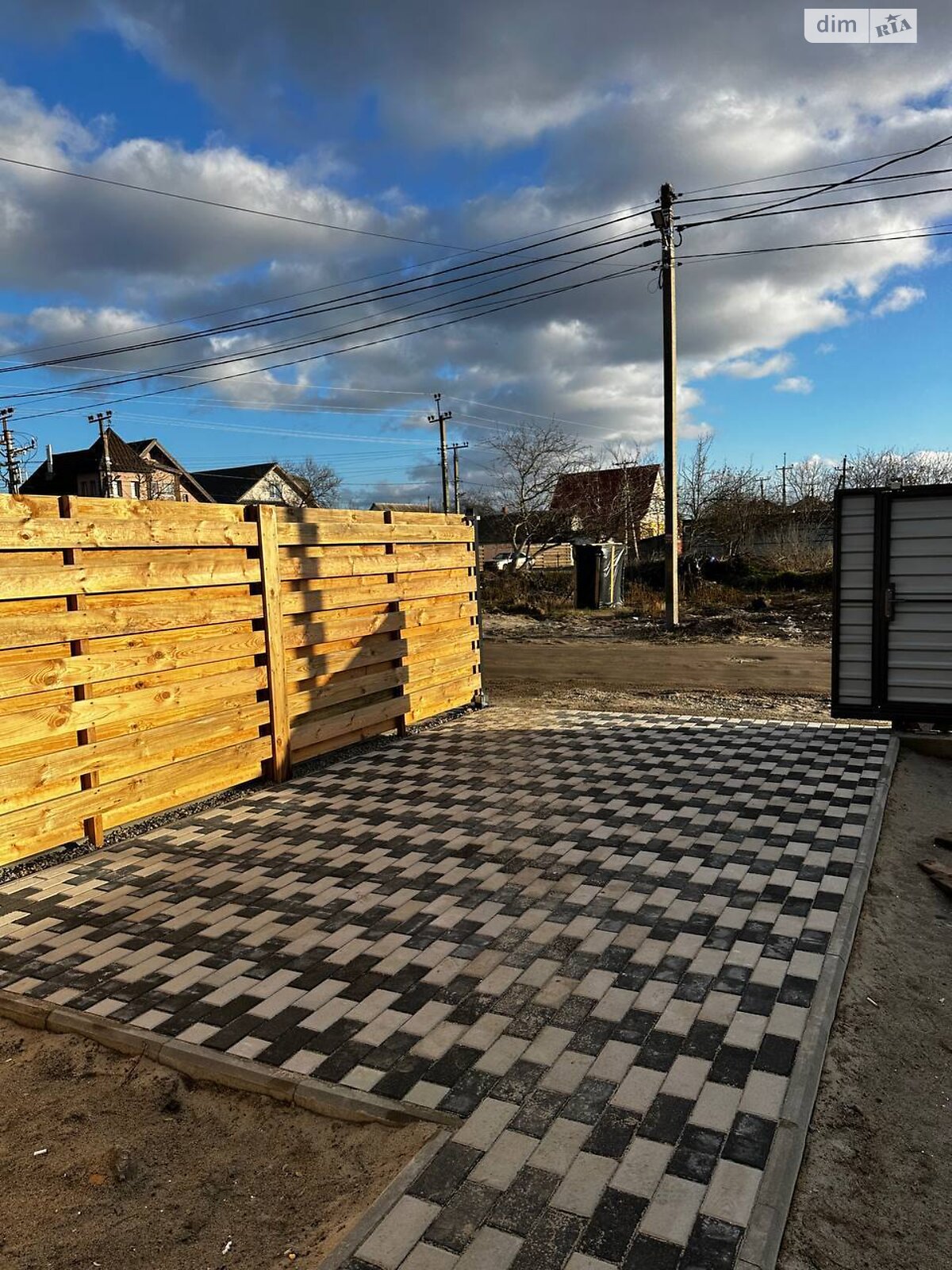 одноэтажный таунхаус, 84.2 кв. м, кирпич. Продажа в Новых Петровцах фото 1 одноэтажный таунхаус, 84.2 кв. м, кирпич. Продажа в Новых Петровцах фото 1