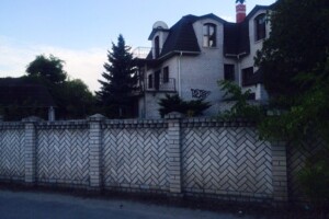 трехэтажный таунхаус, 1000 кв. м, кирпич. Продажа в Обуховке фото 2