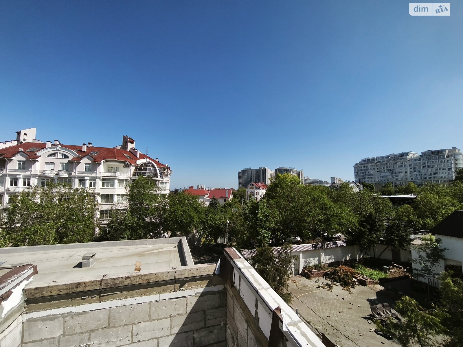 трехэтажный таунхаус, 107.4 кв. м, кирпич. Продажа в Одессе район Аркадия фото 1 трехэтажный таунхаус, 107.4 кв. м, кирпич. Продажа в Одессе район Аркадия фото 1