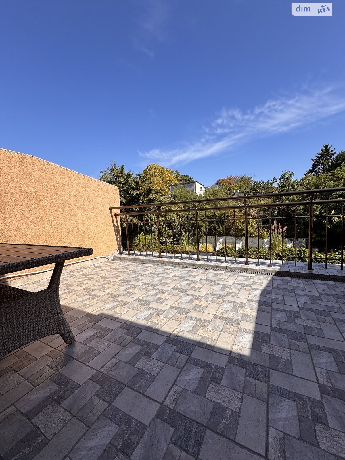 трехэтажный таунхаус, 108 кв. м, кирпич. Продажа в Одессе район Большой Фонтан фото 1 трехэтажный таунхаус, 108 кв. м, кирпич. Продажа в Одессе район Большой Фонтан фото 1