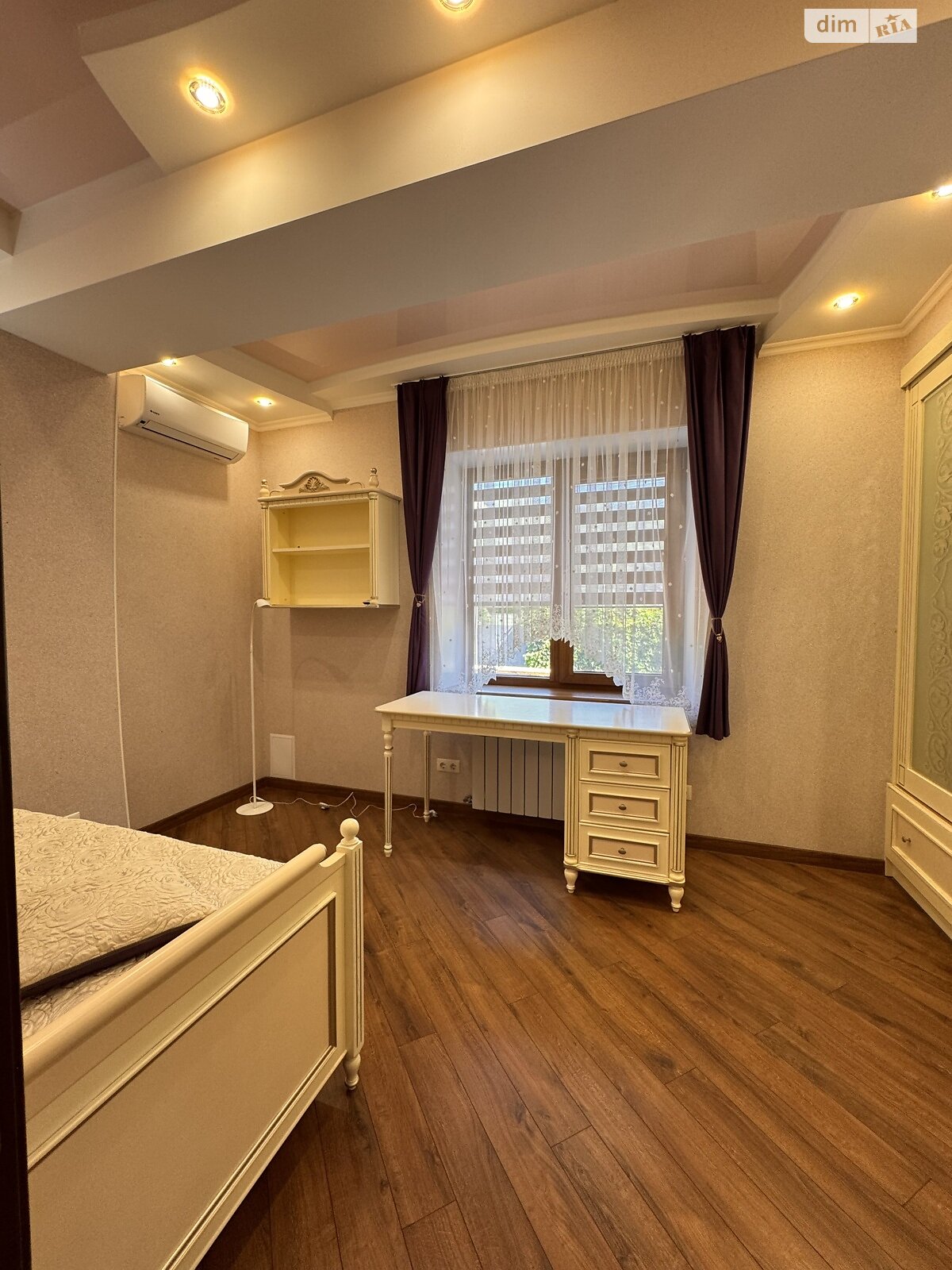 трехэтажный таунхаус, 108 кв. м, кирпич. Продажа в Одессе район Большой Фонтан фото 1 трехэтажный таунхаус, 108 кв. м, кирпич. Продажа в Одессе район Большой Фонтан фото 1