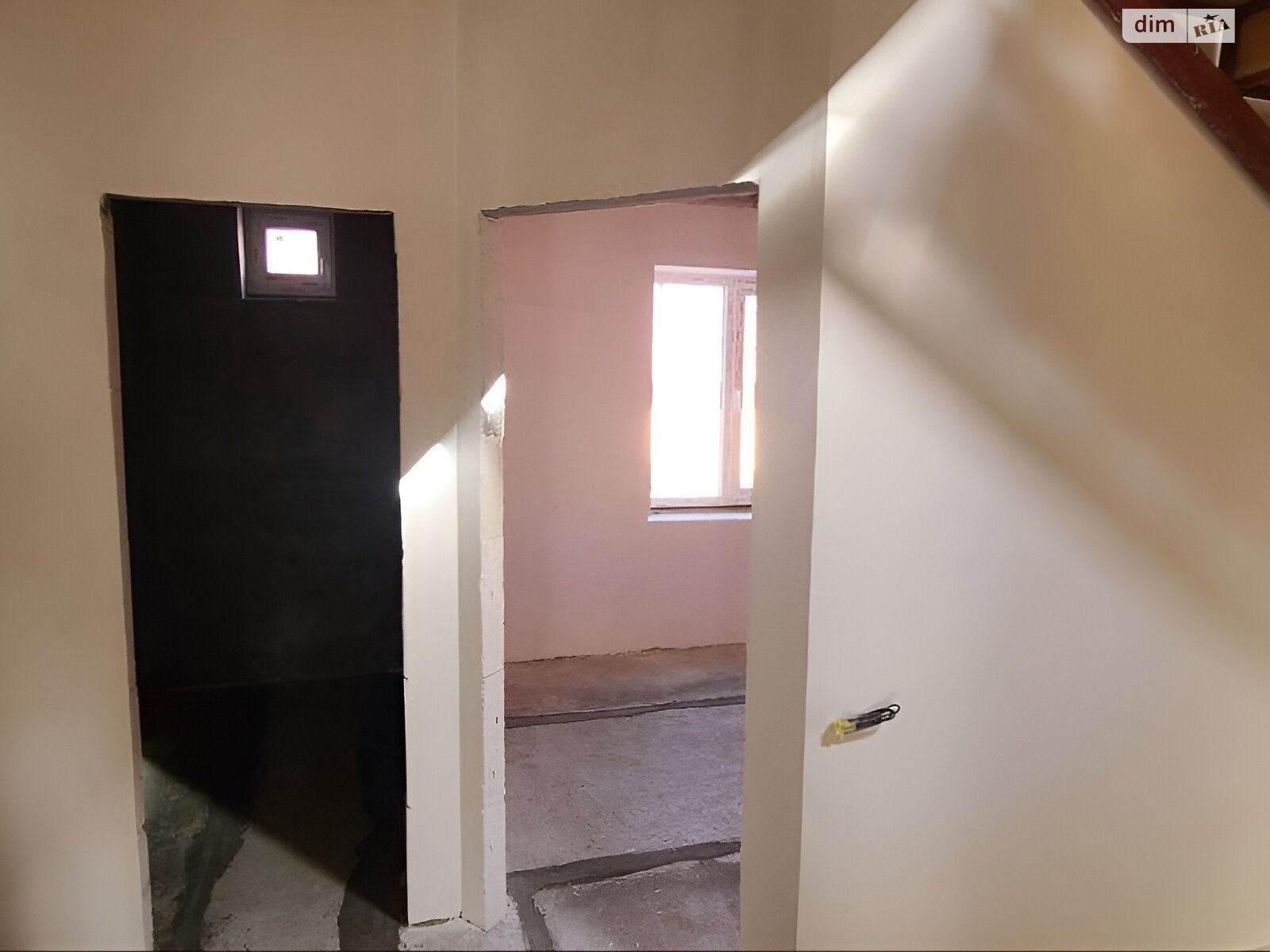триповерховий таунхаус, 130 кв. м, пенобетон. Продаж у Лиманці фото 1 триповерховий таунхаус, 130 кв. м, пенобетон. Продаж у Лиманці фото 1