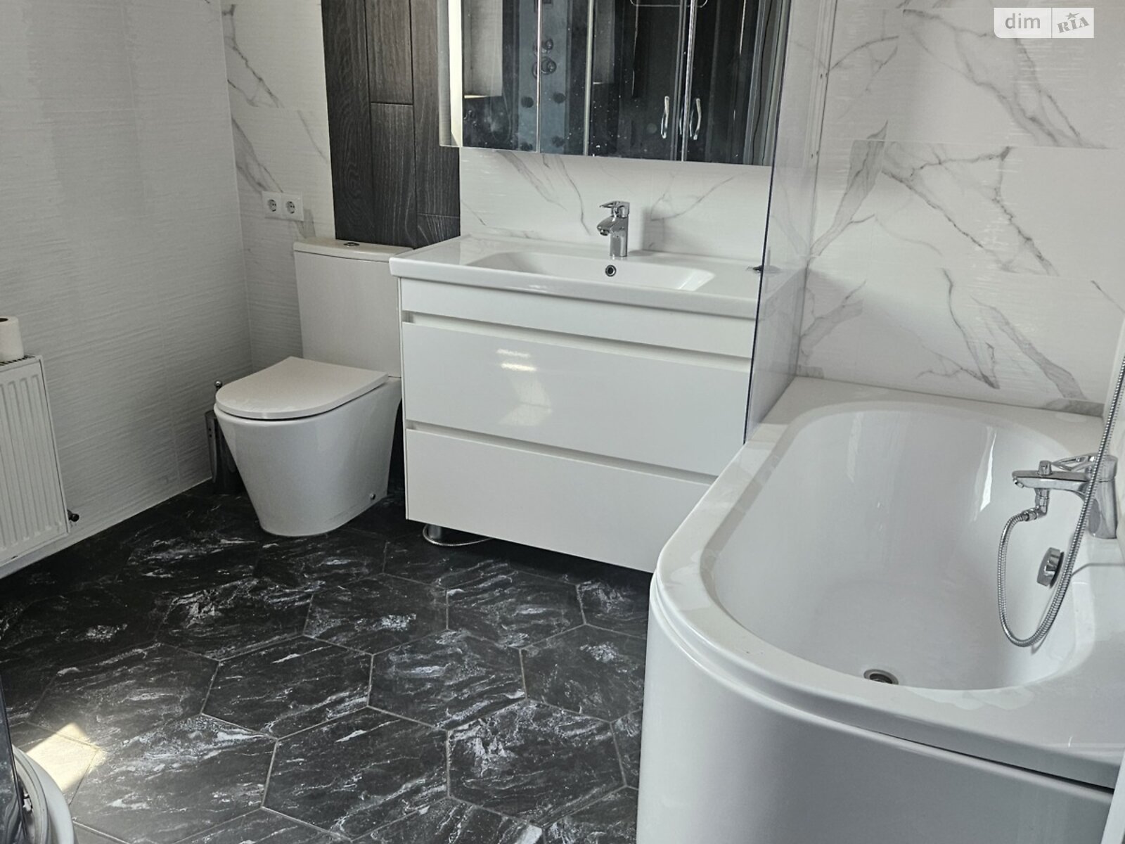 двухэтажный таунхаус, 99 кв. м, газобетон. Продажа в Одессе район Чубаевка фото 1