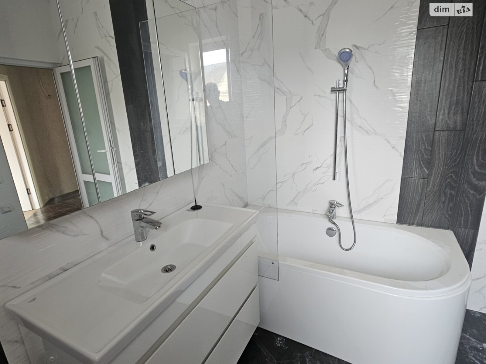 двухэтажный таунхаус, 99 кв. м, газобетон. Продажа в Одессе район Чубаевка фото 1