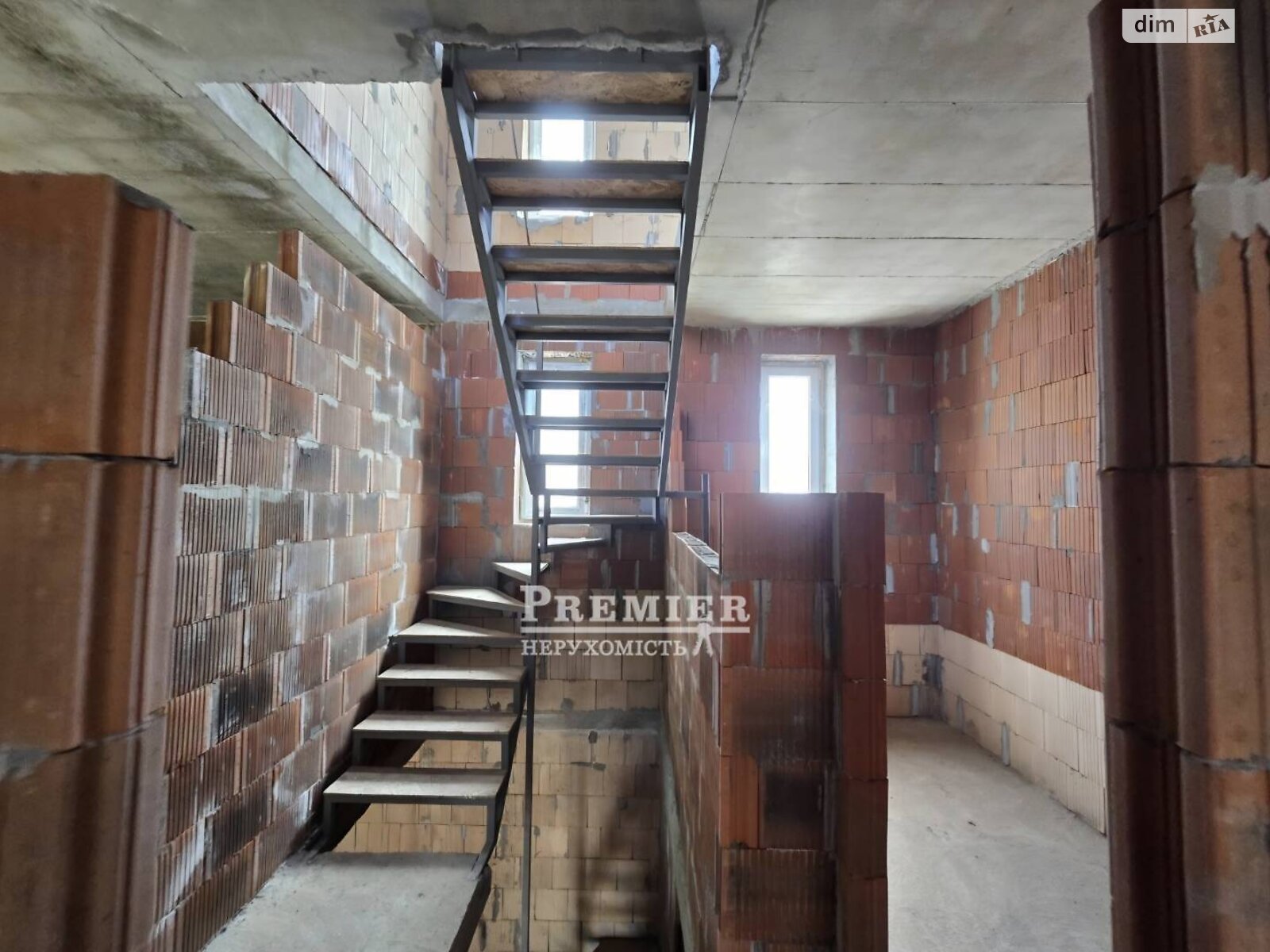 двухэтажный таунхаус, 118 кв. м, кирпич. Продажа в Одессе фото 1