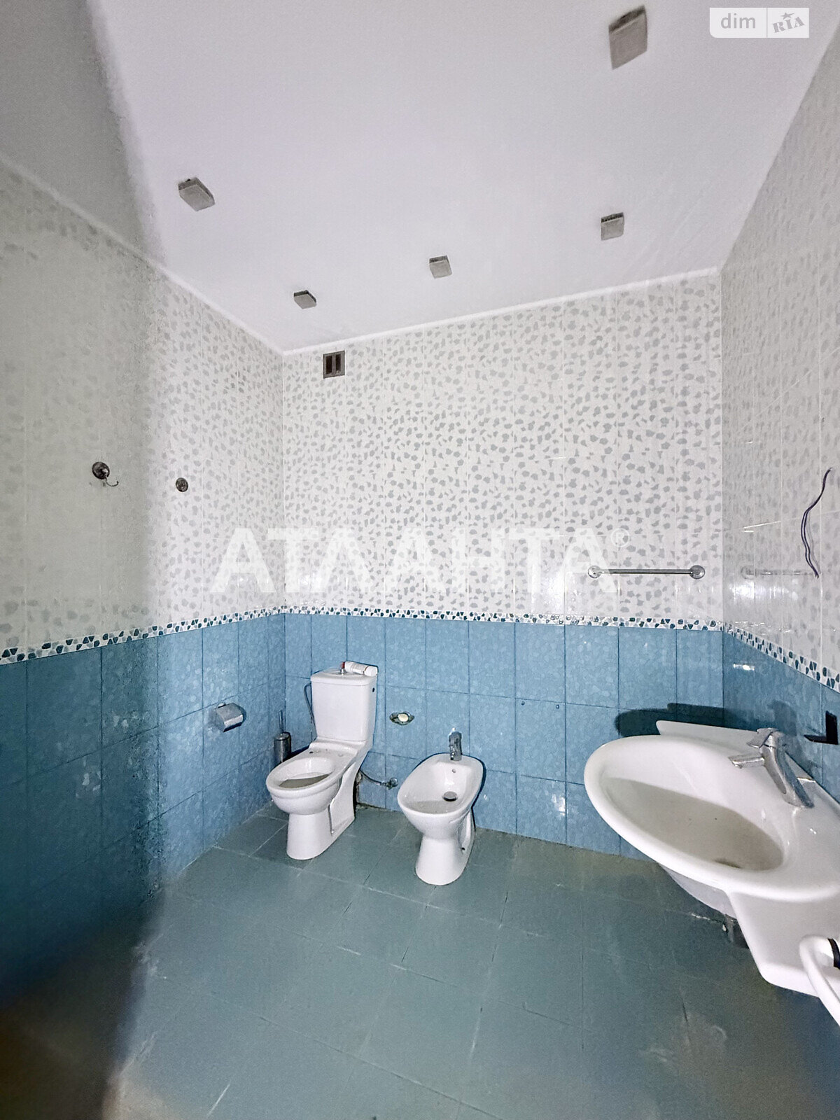 двухэтажный таунхаус, 149 кв. м, кирпич. Продажа в Одессе район Приморский фото 1 двухэтажный таунхаус, 149 кв. м, кирпич. Продажа в Одессе район Приморский фото 1