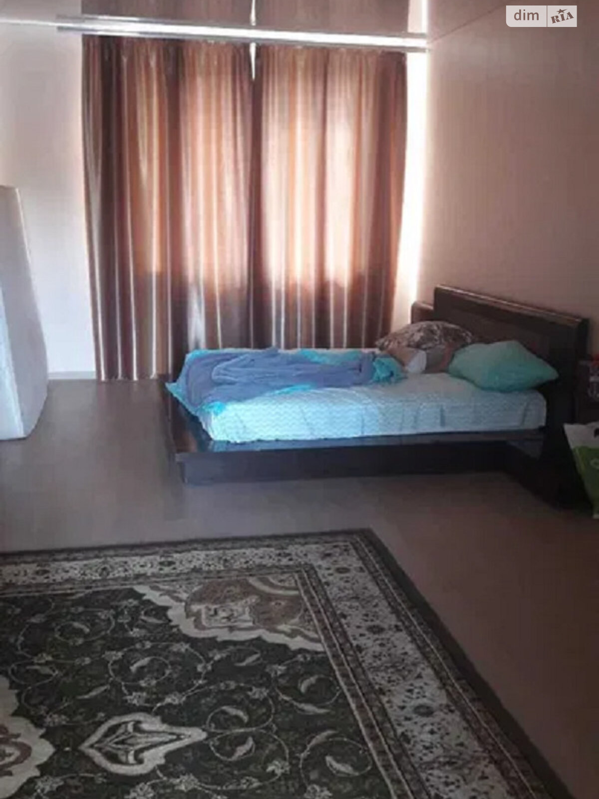 трехэтажный таунхаус, 489.5 кв. м, кирпич. Продажа в Одессе район Таирова фото 1 трехэтажный таунхаус, 489.5 кв. м, кирпич. Продажа в Одессе район Таирова фото 1