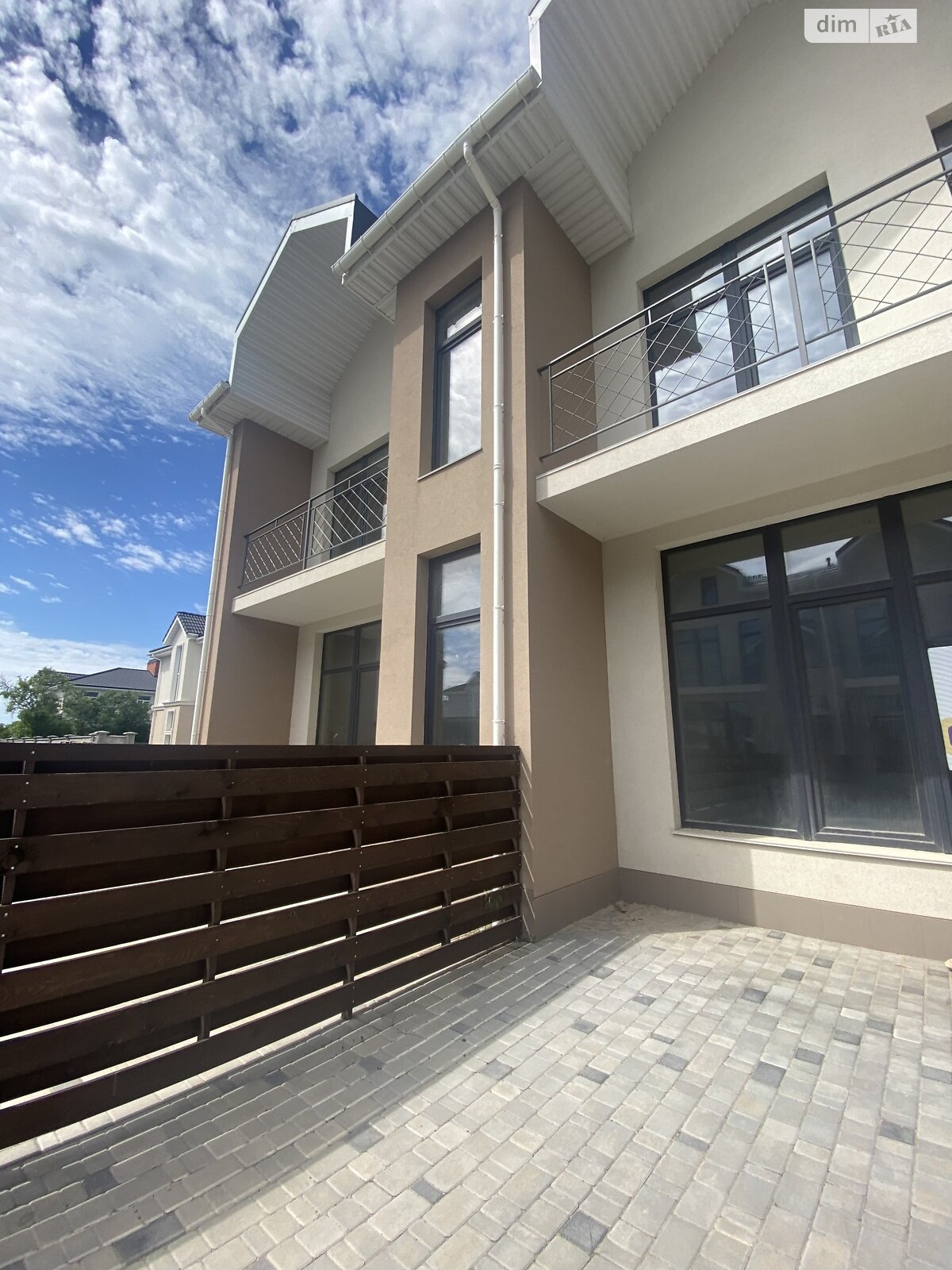 двоповерховий таунхаус, 95 кв. м, кирпич. Продаж у Одесі фото 1 двоповерховий таунхаус, 95 кв. м, кирпич. Продаж у Одесі фото 1