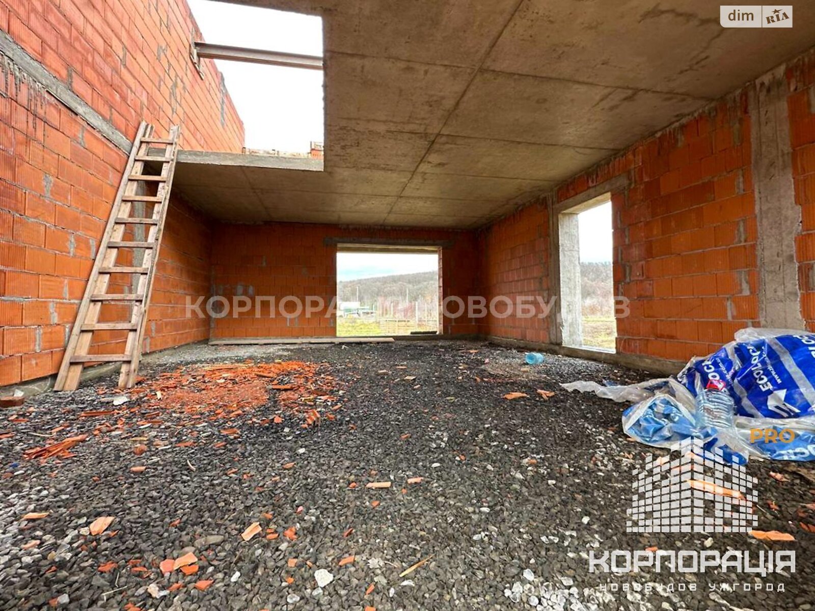 двухэтажный таунхаус, 140 кв. м, кирпич. Продажа в Оноковцы фото 1 двухэтажный таунхаус, 140 кв. м, кирпич. Продажа в Оноковцы фото 1