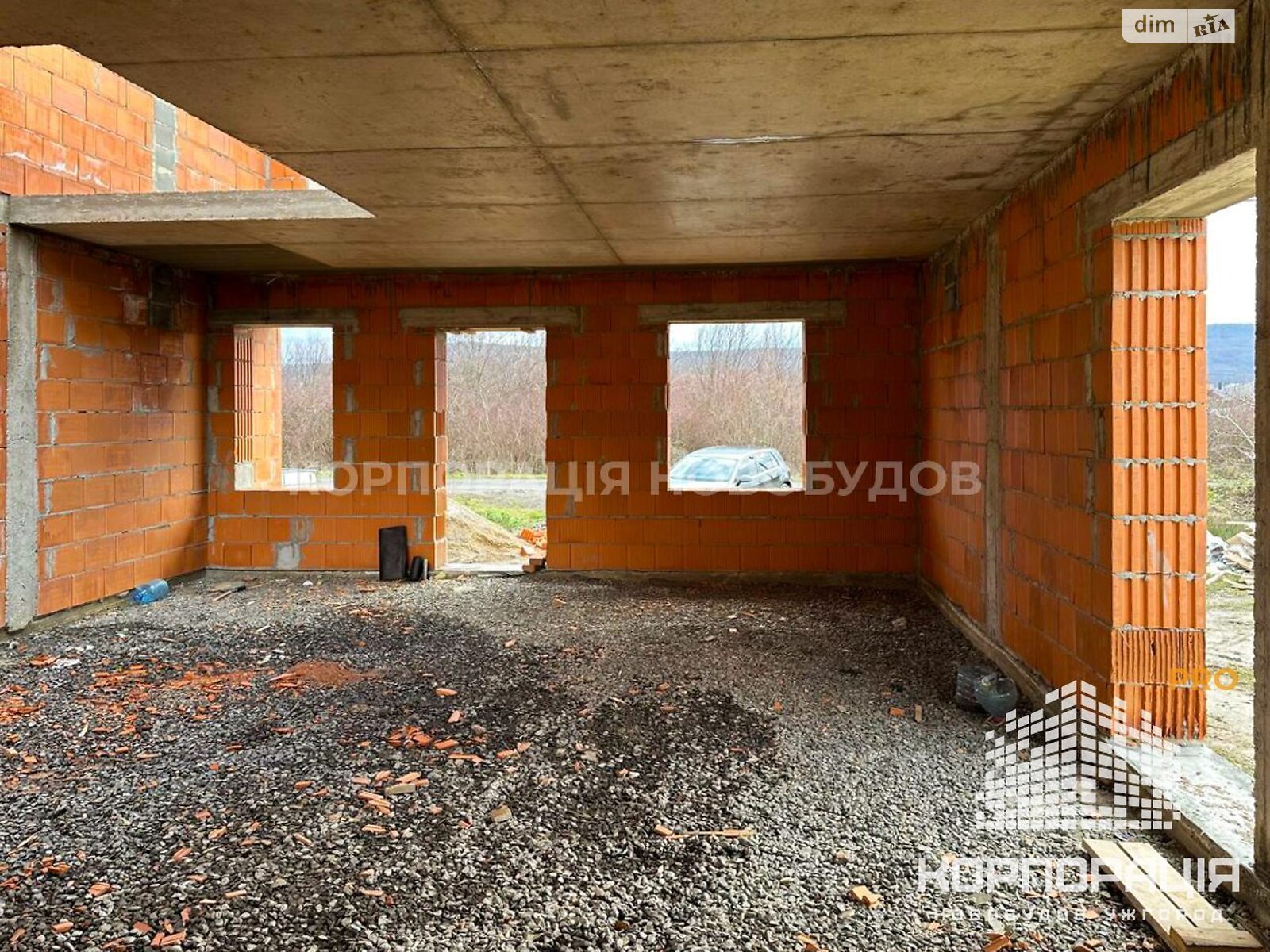 двухэтажный таунхаус, 140 кв. м, кирпич. Продажа в Оноковцы фото 1 двухэтажный таунхаус, 140 кв. м, кирпич. Продажа в Оноковцы фото 1