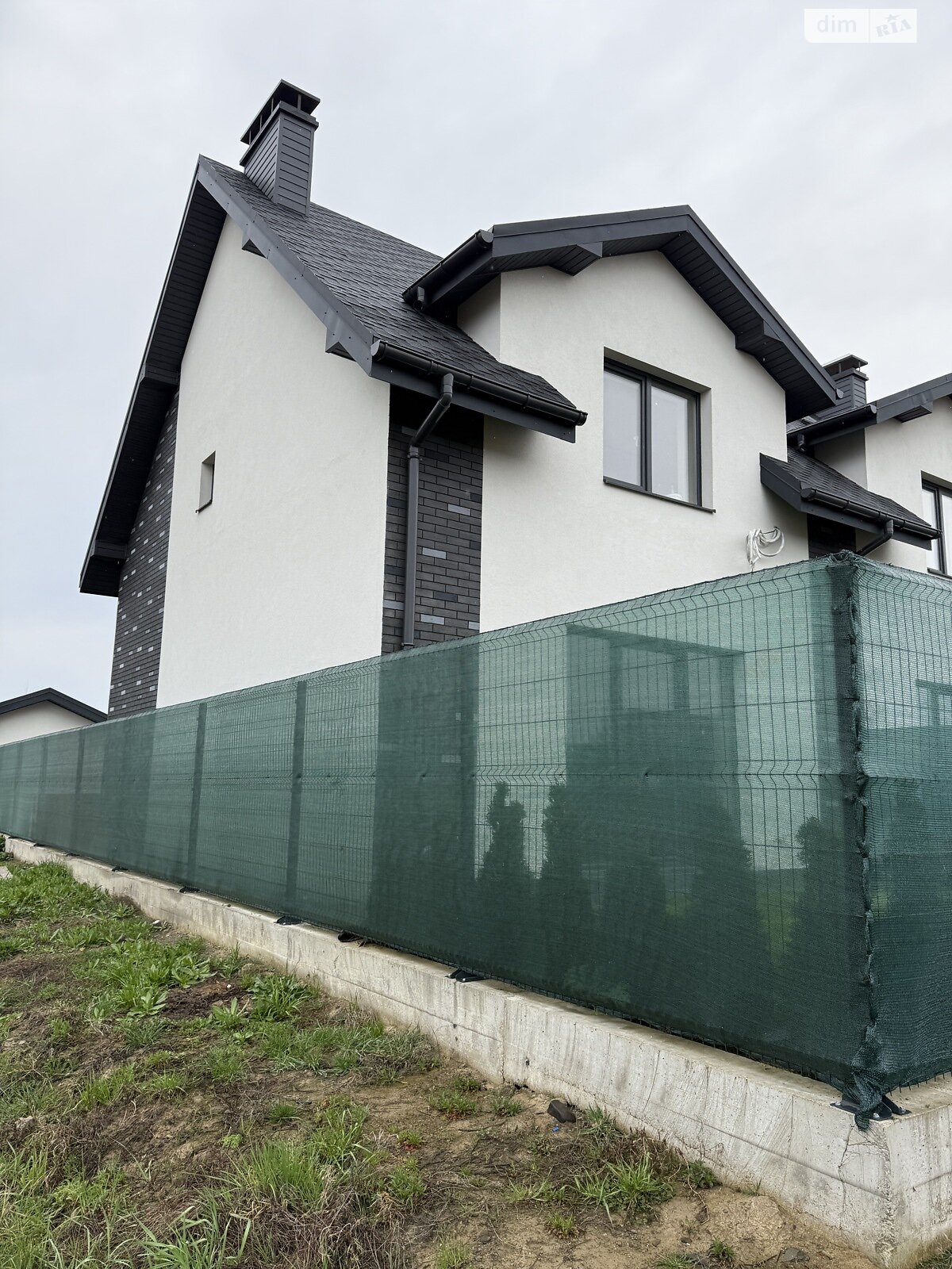 триповерховий таунхаус, 100 кв. м, цегла. Продаж в Оноківцях фото 1 триповерховий таунхаус, 100 кв. м, цегла. Продаж в Оноківцях фото 1