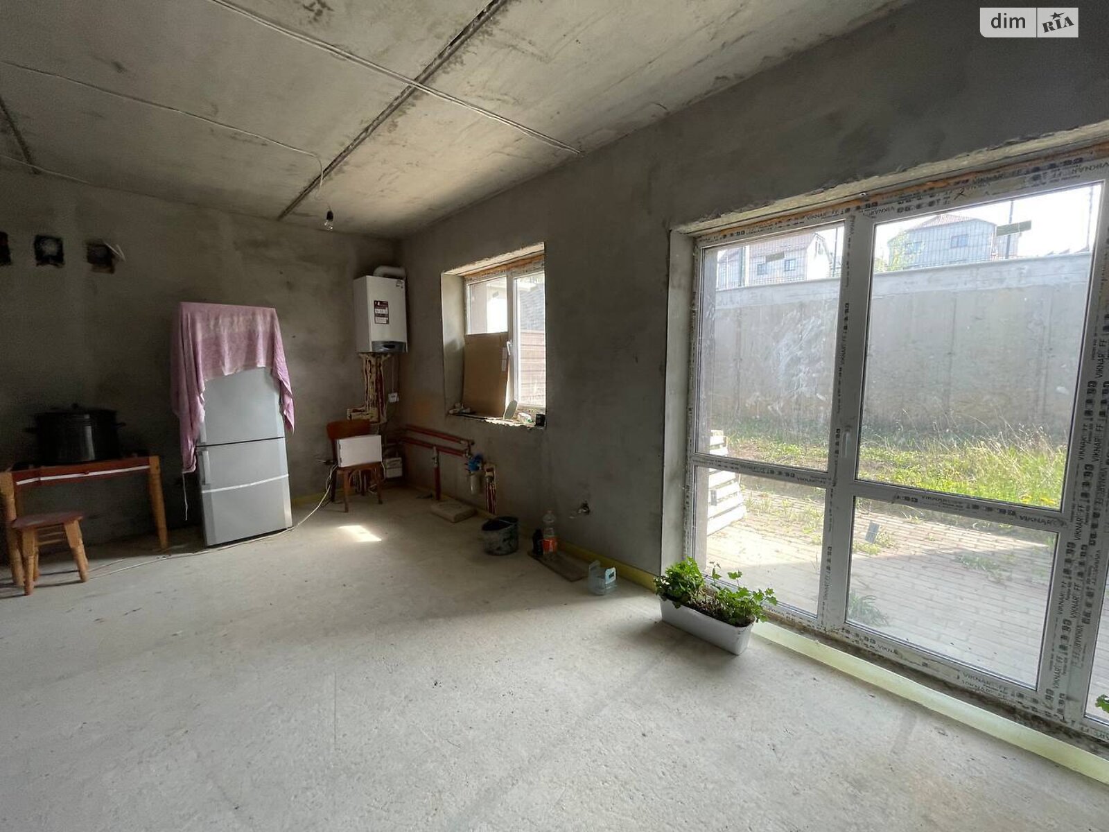 двухэтажный таунхаус без мебели, 140 кв. м, кирпич. Продажа в Петрикове фото 1 двухэтажный таунхаус без мебели, 140 кв. м, кирпич. Продажа в Петрикове фото 1