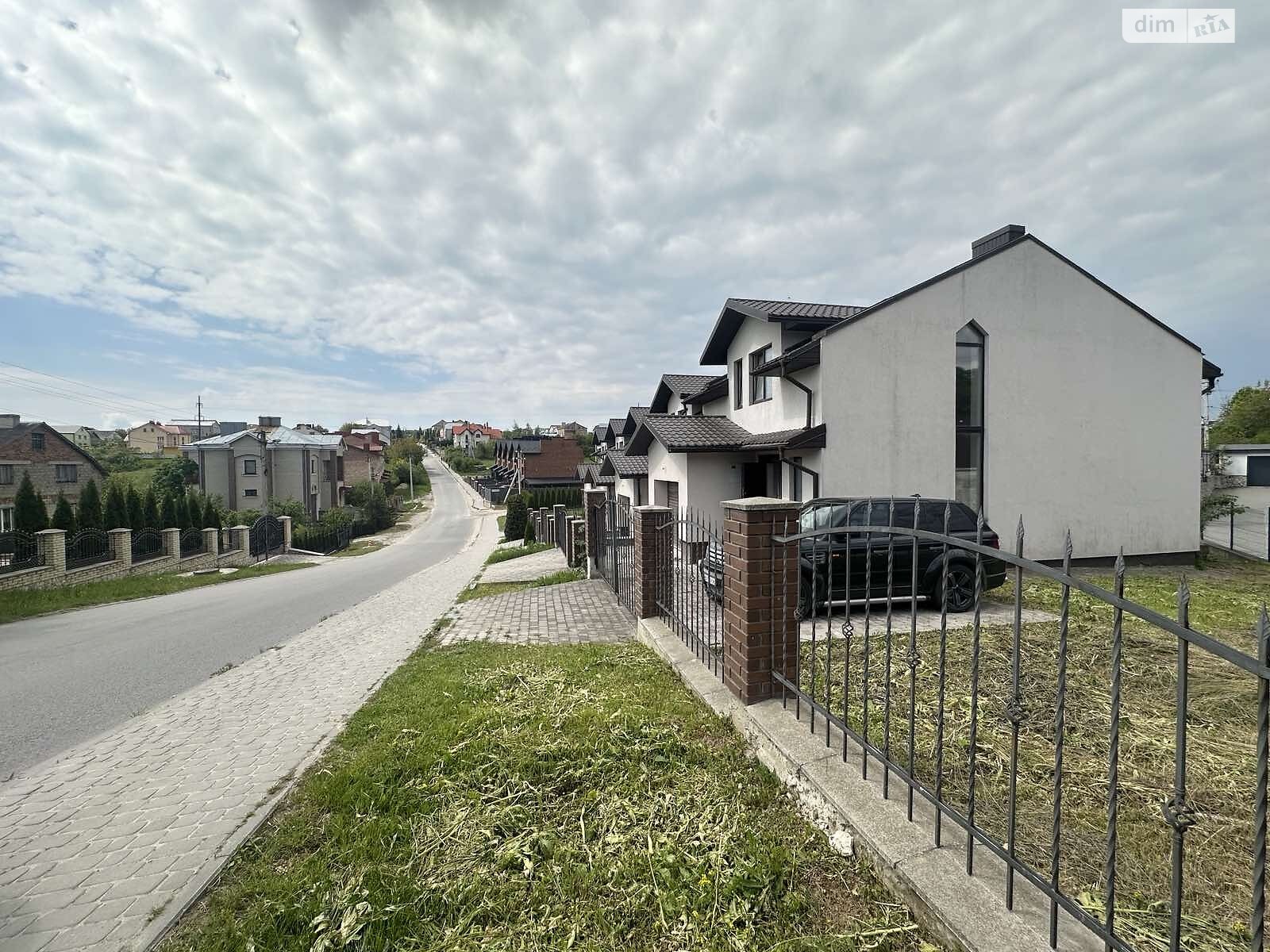 двоповерховий таунхаус, 140 кв. м, цегла. Продаж у Петрикові фото 1 двоповерховий таунхаус, 140 кв. м, цегла. Продаж у Петрикові фото 1