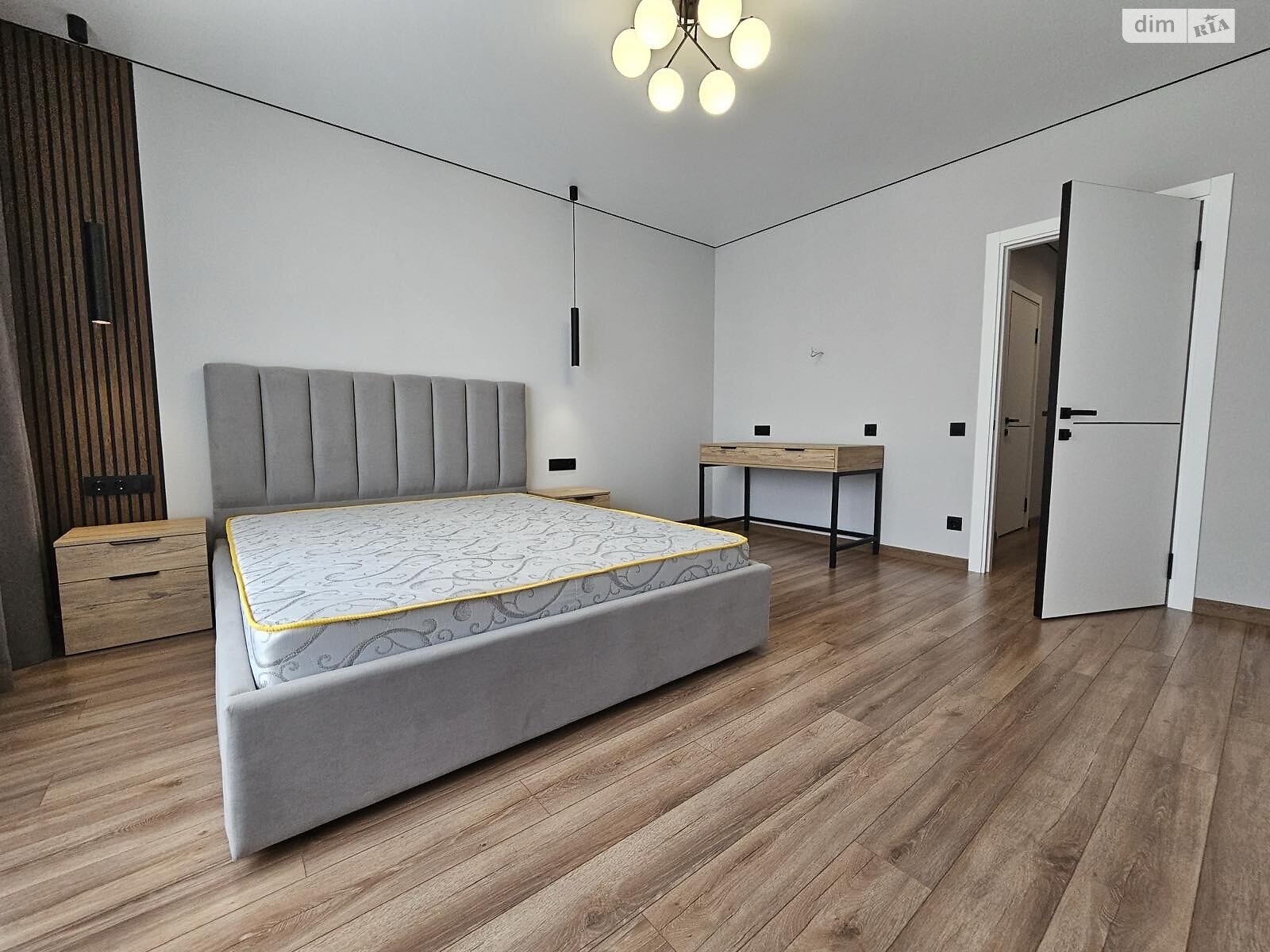 двухэтажный таунхаус, 120 кв. м, кирпич. Продажа в Петрикове фото 1