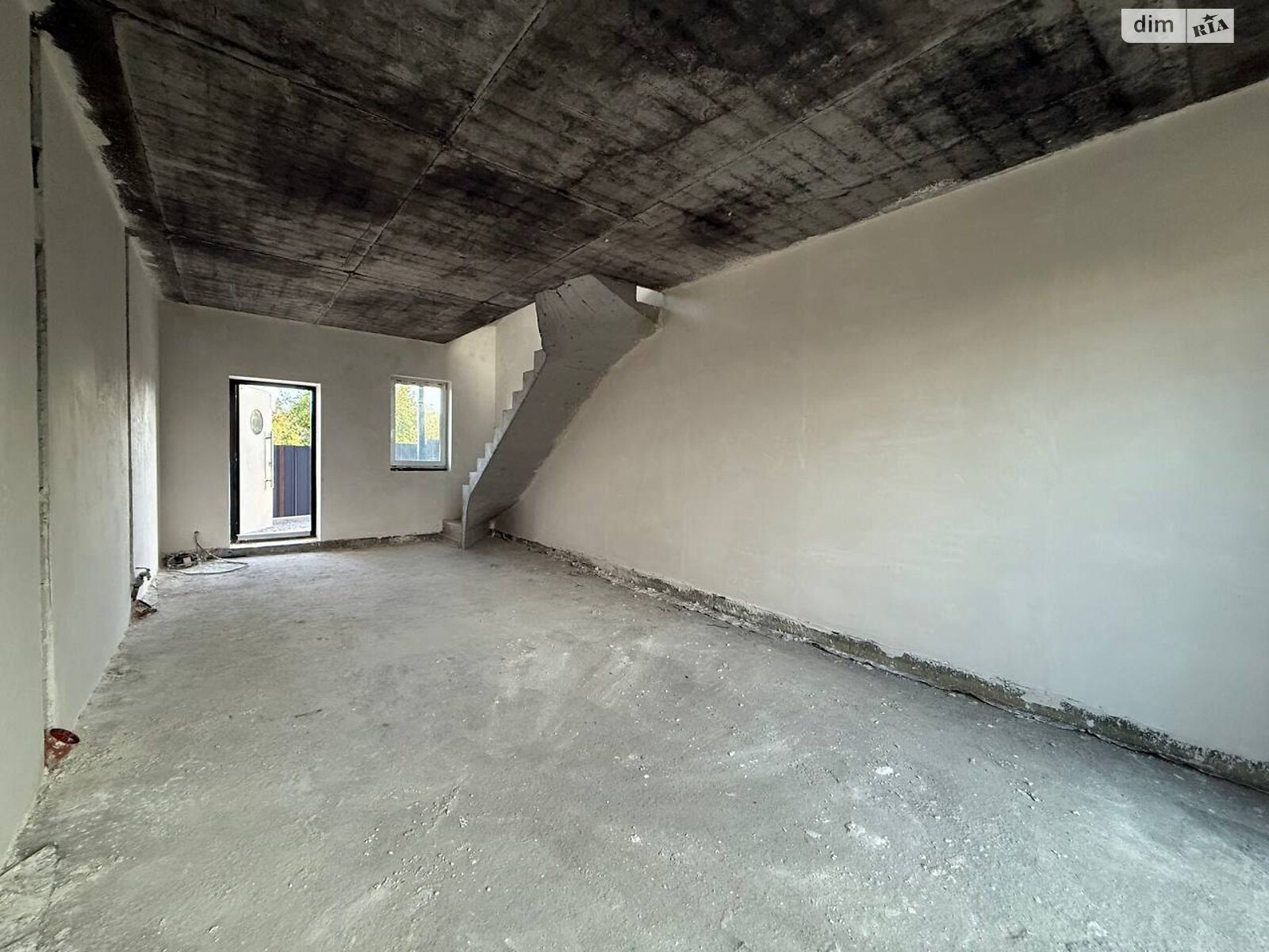 трехэтажный таунхаус, 96 кв. м, газобетон. Продажа в Петропавловской Борщаговке фото 1 трехэтажный таунхаус, 96 кв. м, газобетон. Продажа в Петропавловской Борщаговке фото 1