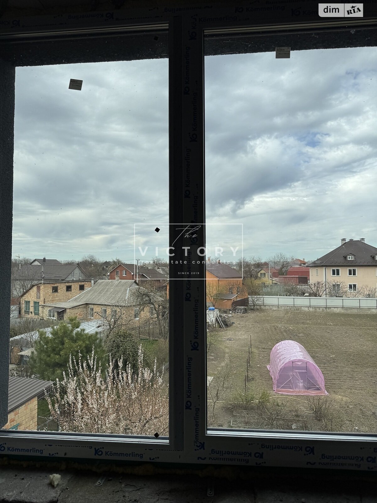 триповерховий таунхаус, 100 кв. м, газобетон. Продаж у Гатне фото 1 триповерховий таунхаус, 100 кв. м, газобетон. Продаж у Гатне фото 1