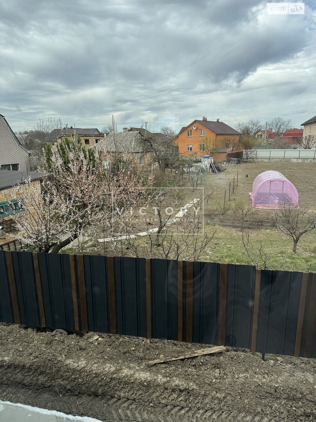 триповерховий таунхаус, 94 кв. м, газобетон. Продаж у Гатне фото 1 триповерховий таунхаус, 94 кв. м, газобетон. Продаж у Гатне фото 1