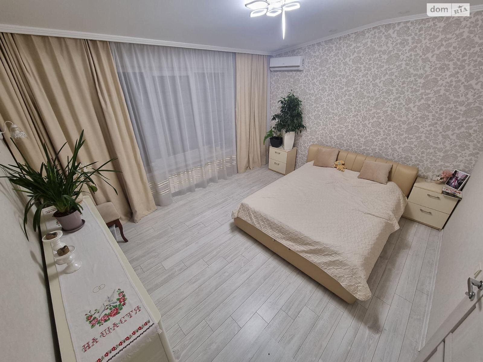 трехэтажный таунхаус, 115 кв. м, кирпич. Продажа в Святопетровское фото 1 трехэтажный таунхаус, 115 кв. м, кирпич. Продажа в Святопетровское фото 1