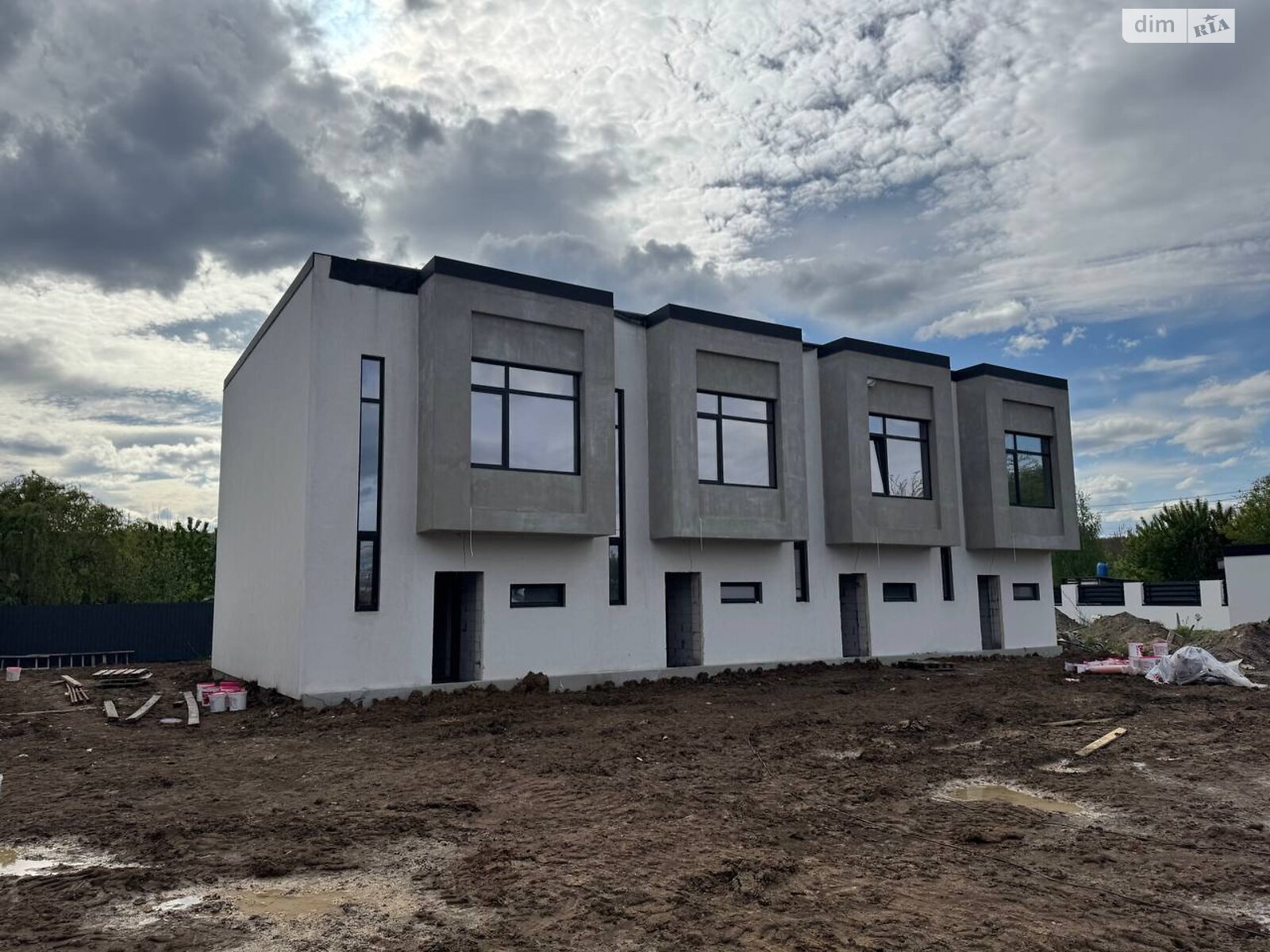 двоповерховий таунхаус, 100 кв. м, газобетон. Продаж у Підгірцях фото 1 двоповерховий таунхаус, 100 кв. м, газобетон. Продаж у Підгірцях фото 1