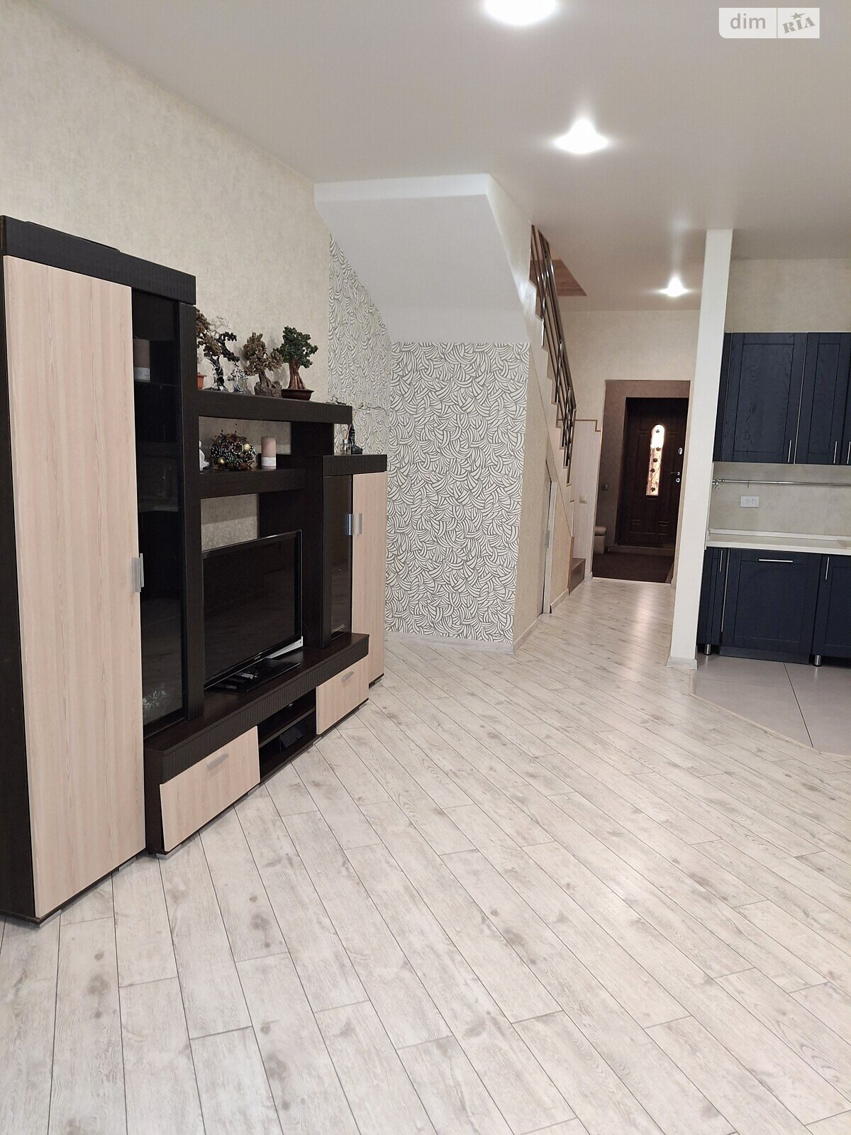 двухэтажный таунхаус, 92 кв. м, кирпич. Продажа в Погребах фото 1 двухэтажный таунхаус, 92 кв. м, кирпич. Продажа в Погребах фото 1