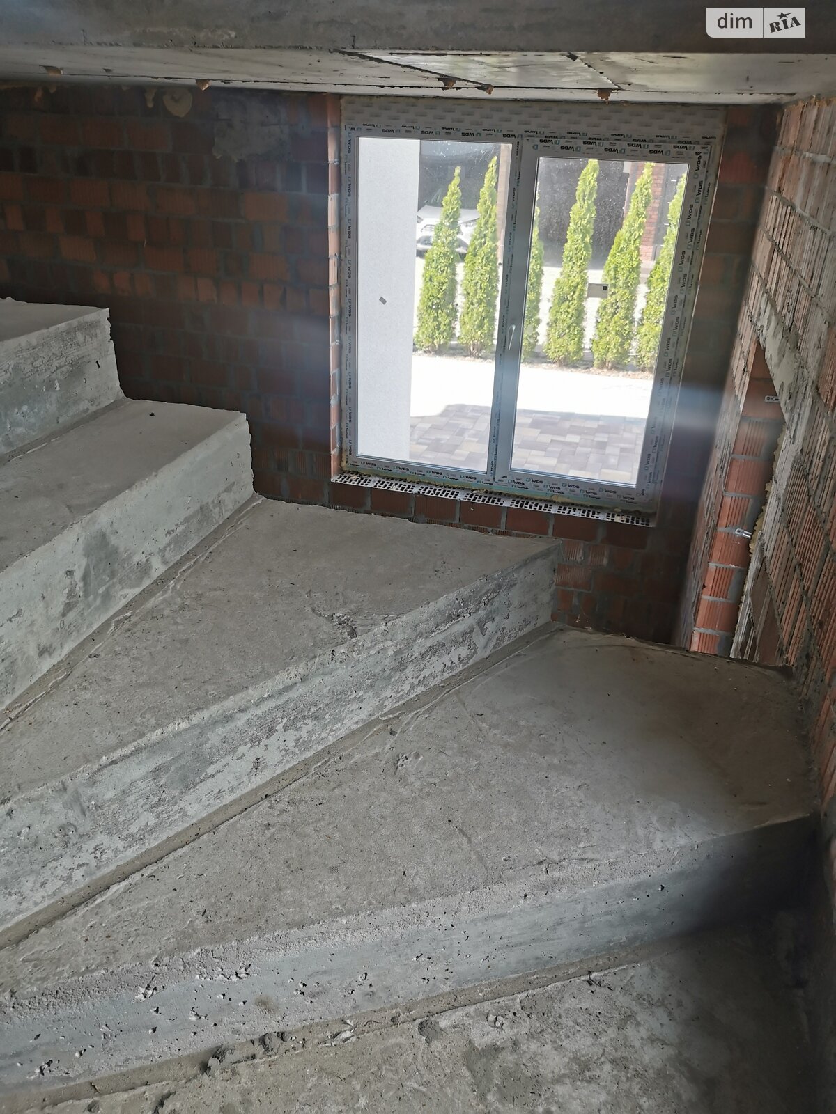 триповерховий таунхаус, 108 кв. м, керамічний блок. Продаж у Погребах фото 1 триповерховий таунхаус, 108 кв. м, керамічний блок. Продаж у Погребах фото 1