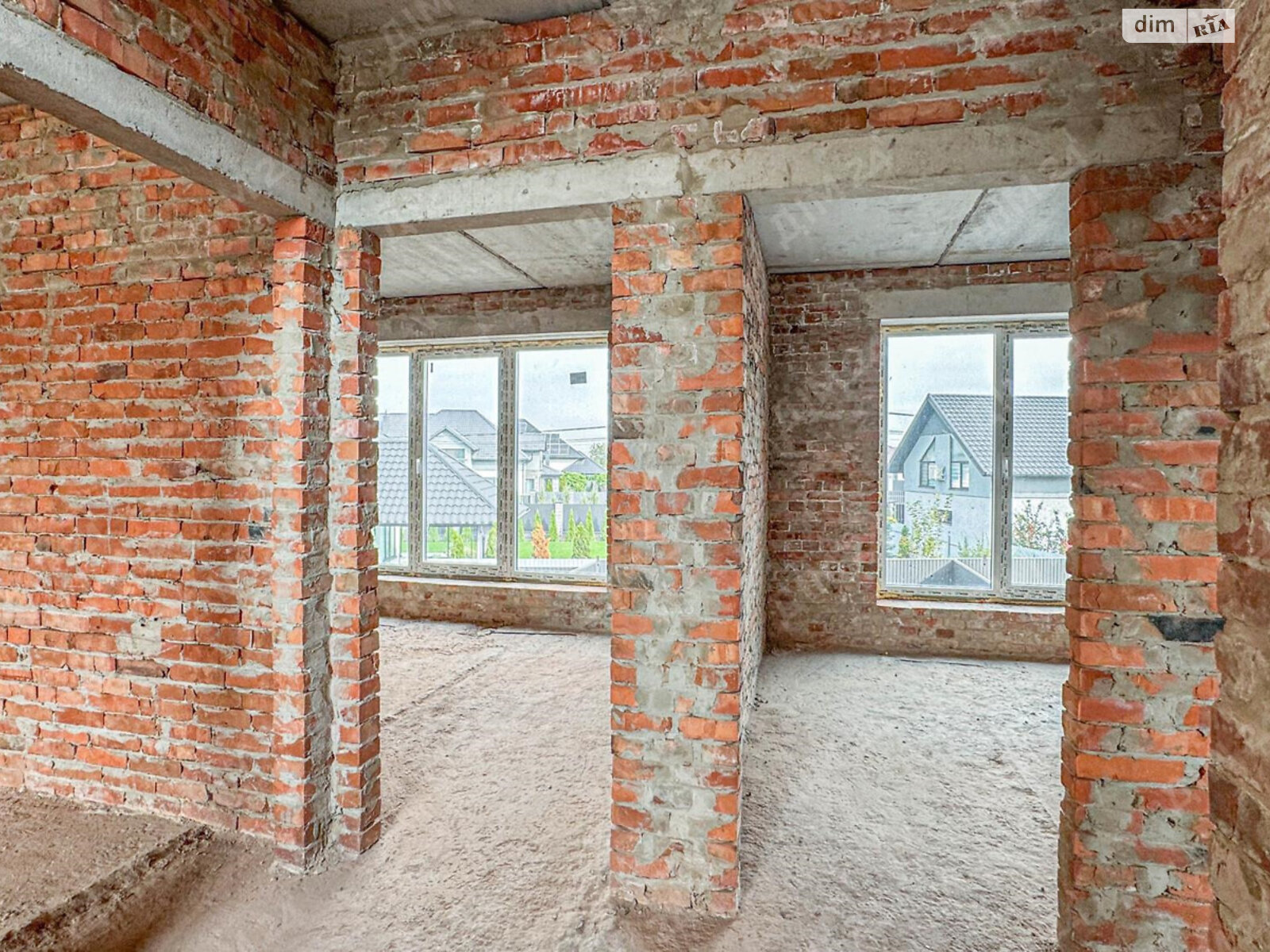 трехэтажный таунхаус, 157 кв. м, кирпич. Продажа в Полтаве район Браилки фото 1 трехэтажный таунхаус, 157 кв. м, кирпич. Продажа в Полтаве район Браилки фото 1