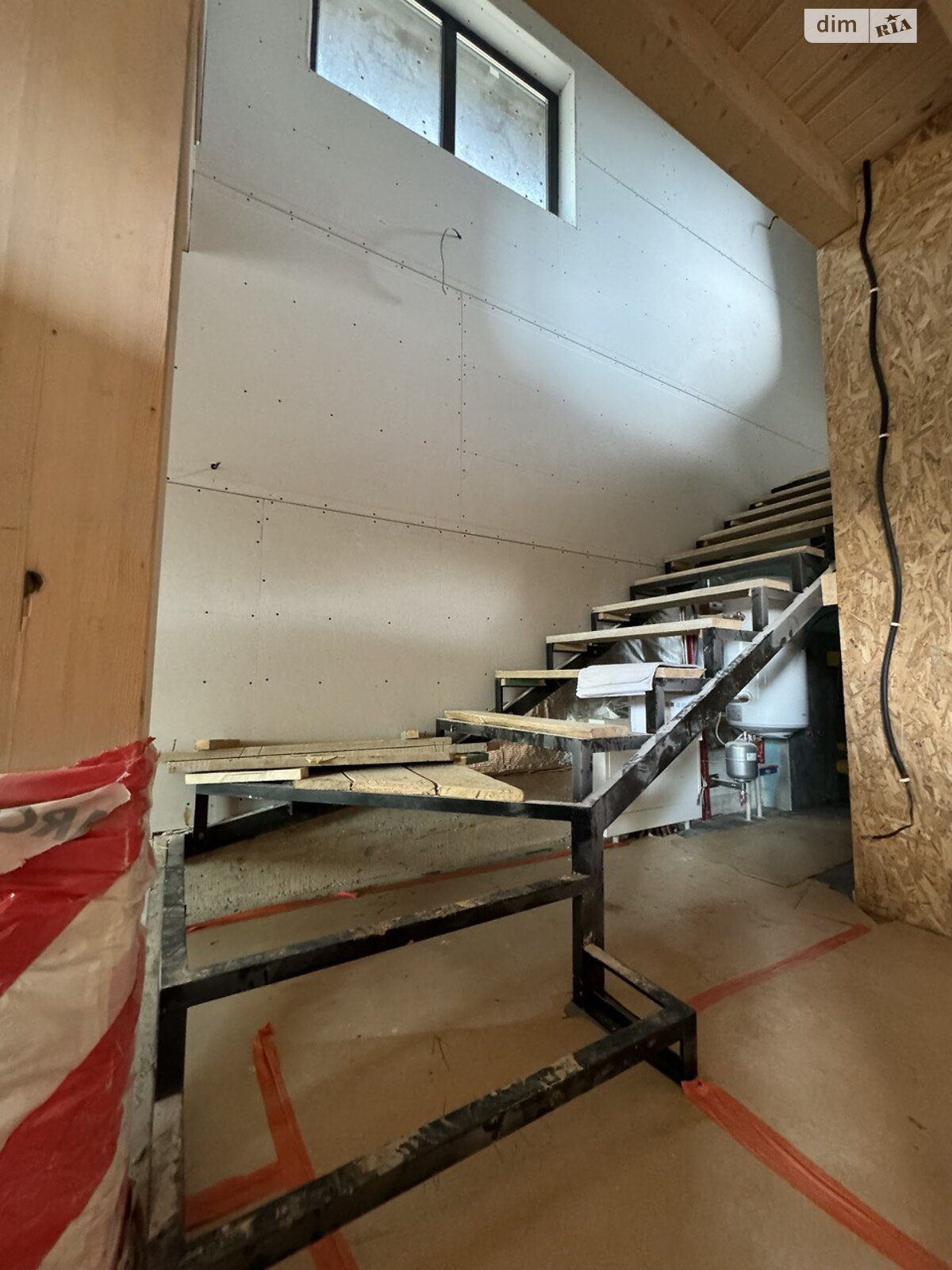 двухэтажный таунхаус, 98 кв. м, кирпич. Продажа в Полянице фото 1 двухэтажный таунхаус, 98 кв. м, кирпич. Продажа в Полянице фото 1