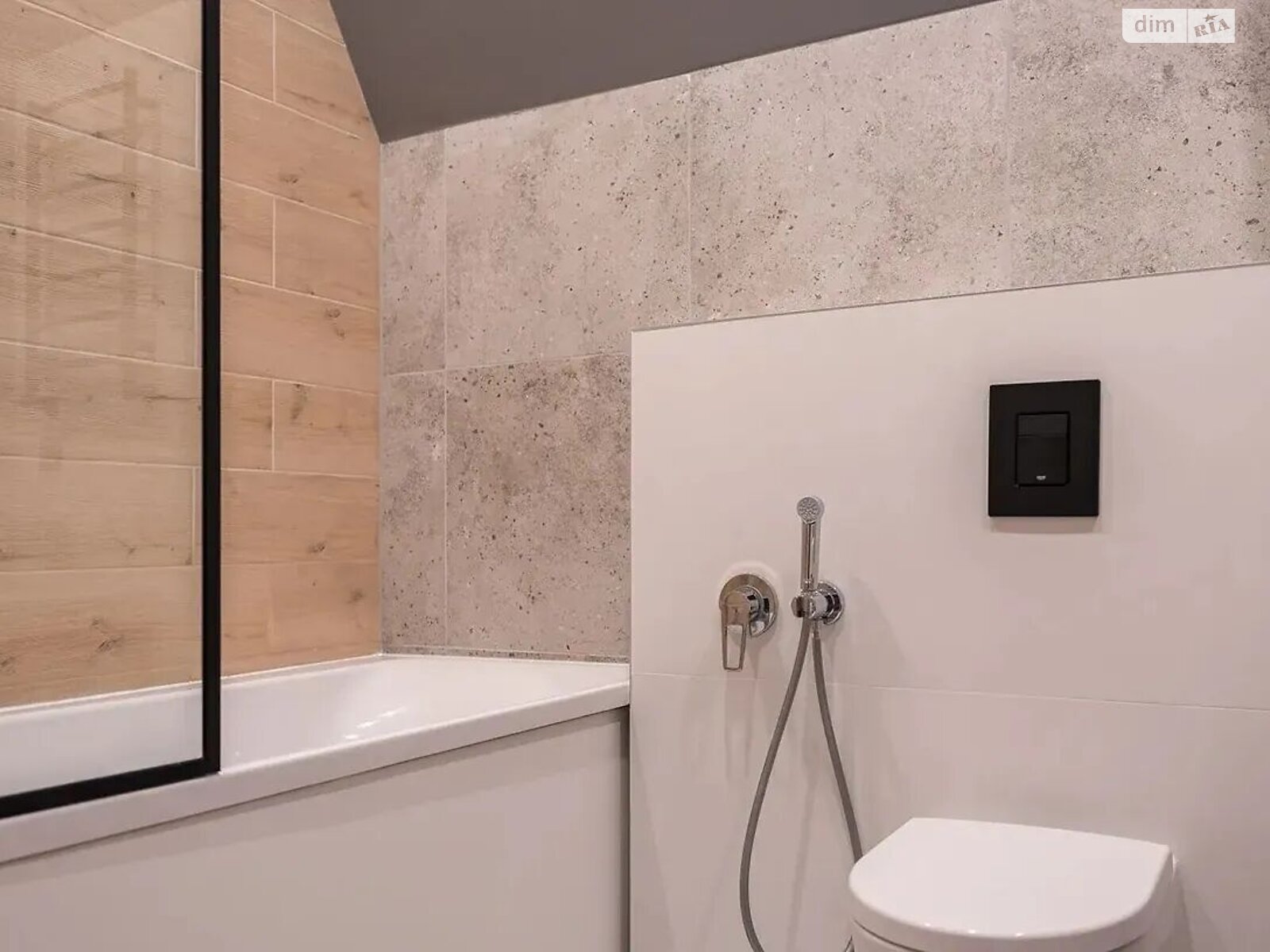 двухэтажный таунхаус, 120 кв. м, кирпич. Продажа в Поляниця фото 1