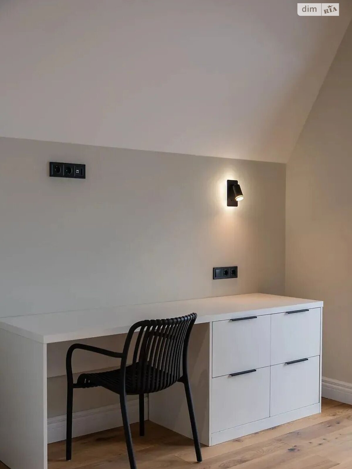 двухэтажный таунхаус, 120 кв. м, кирпич. Продажа в Поляниця фото 1