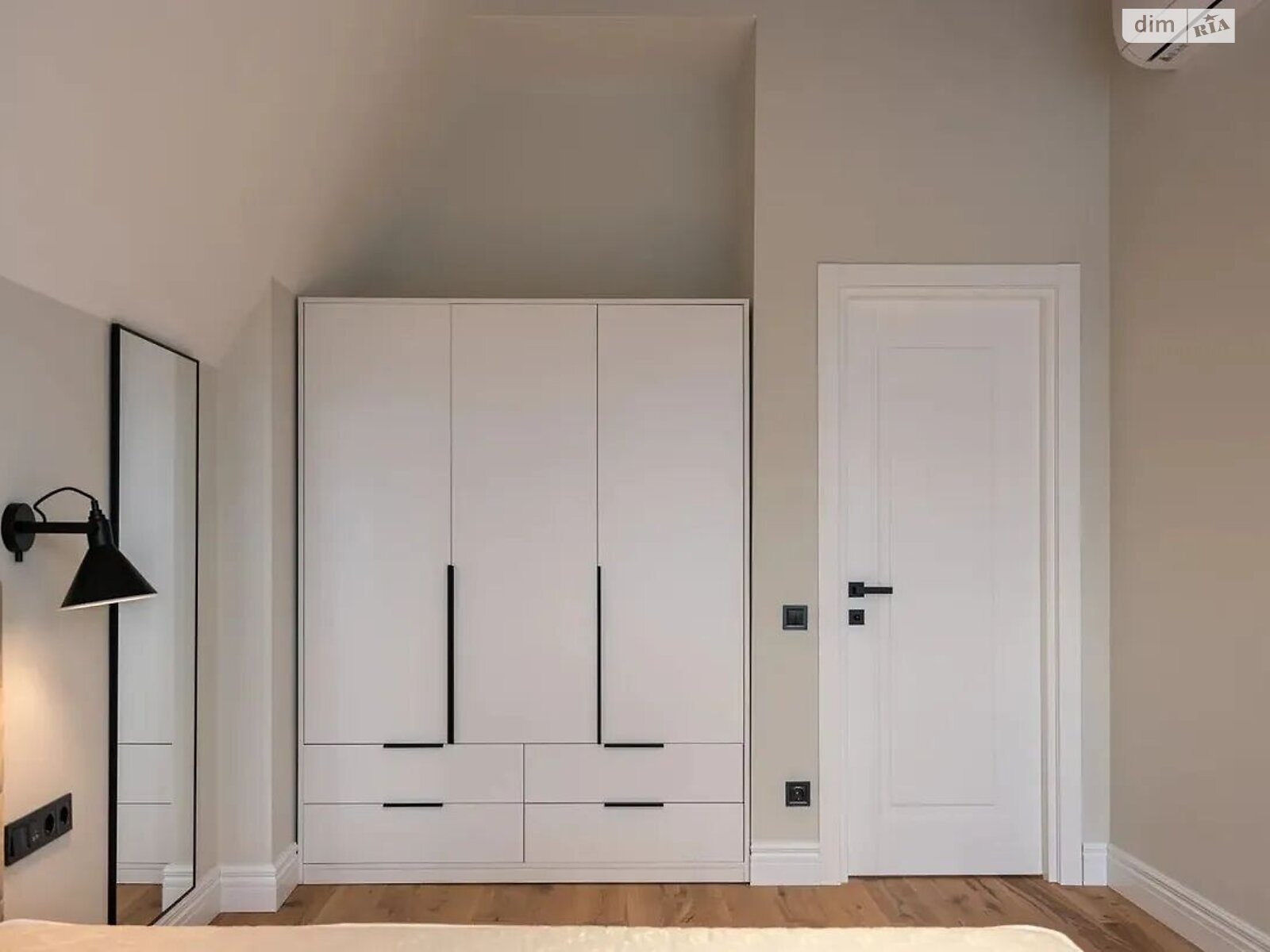 двухэтажный таунхаус, 120 кв. м, кирпич. Продажа в Поляниця фото 1