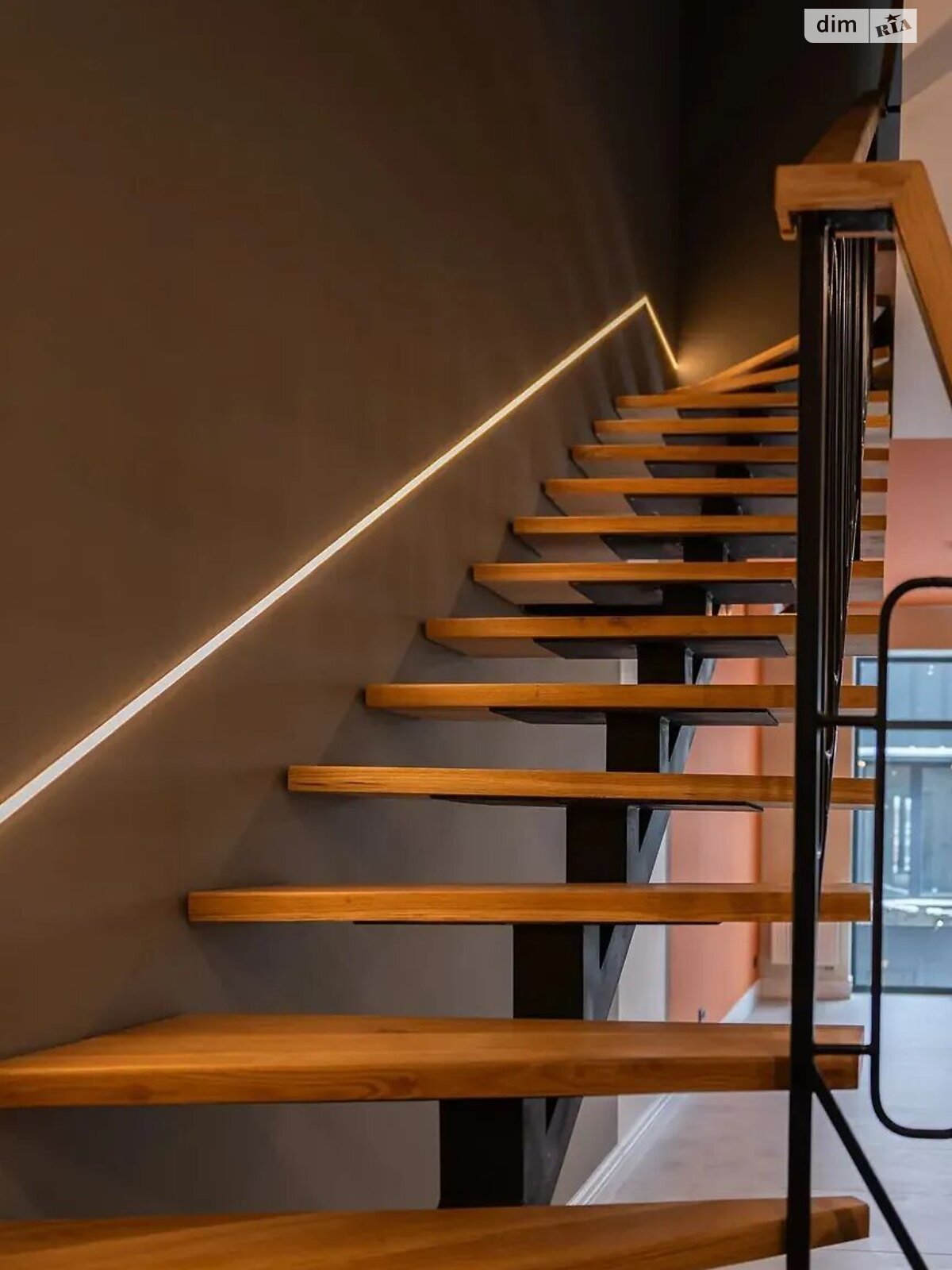 двухэтажный таунхаус, 120 кв. м, кирпич. Продажа в Поляниця фото 1