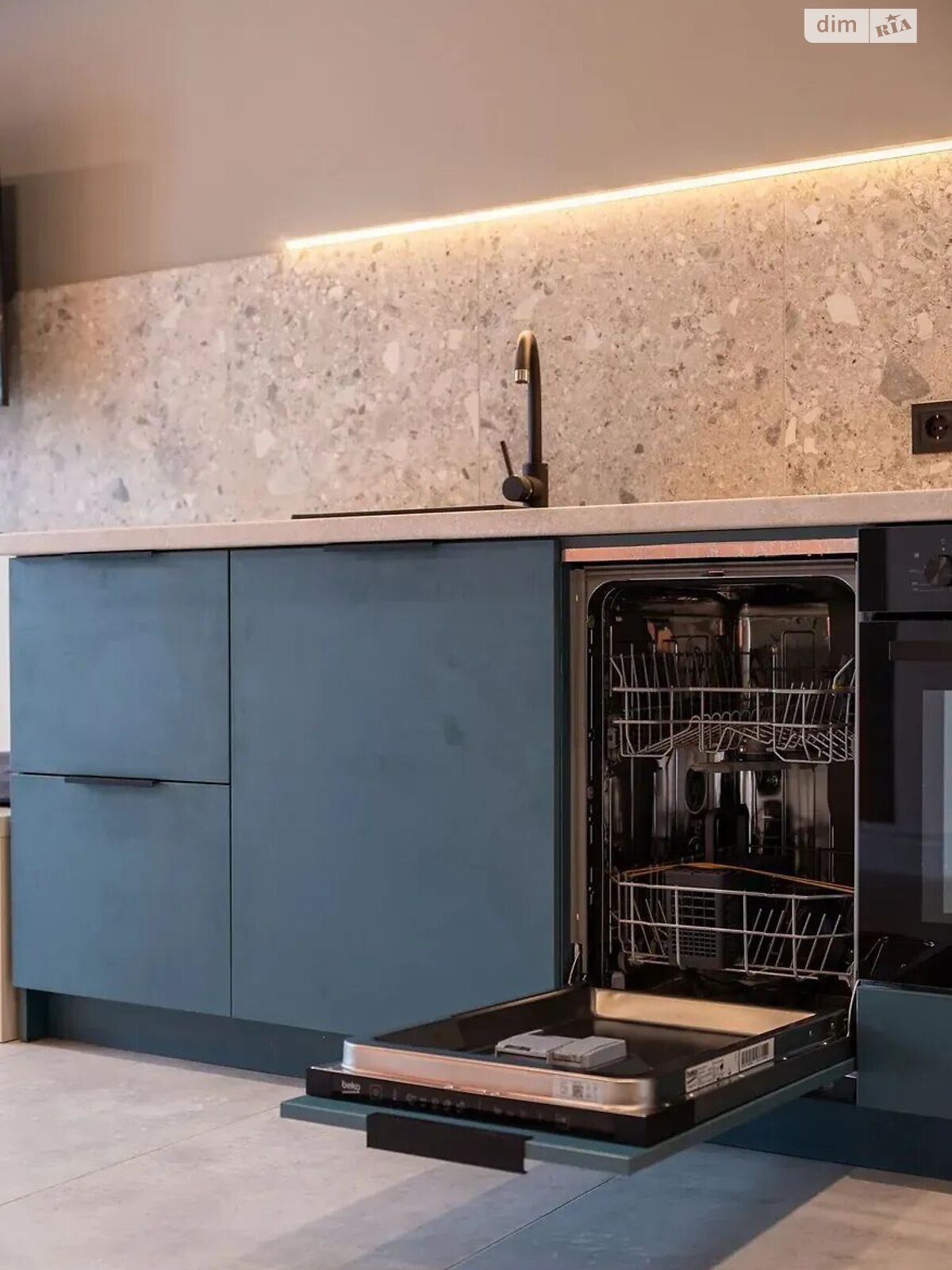 двухэтажный таунхаус, 120 кв. м, кирпич. Продажа в Поляниця фото 1