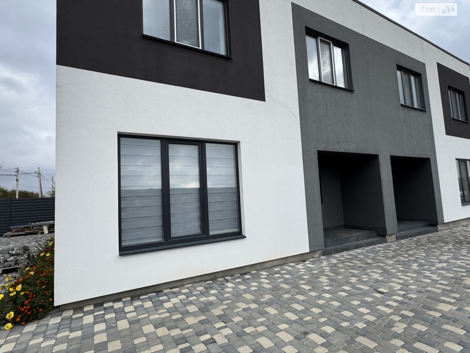 двоповерховий таунхаус, 110 кв. м, кирпич. Продаж у Прибузькому фото 1