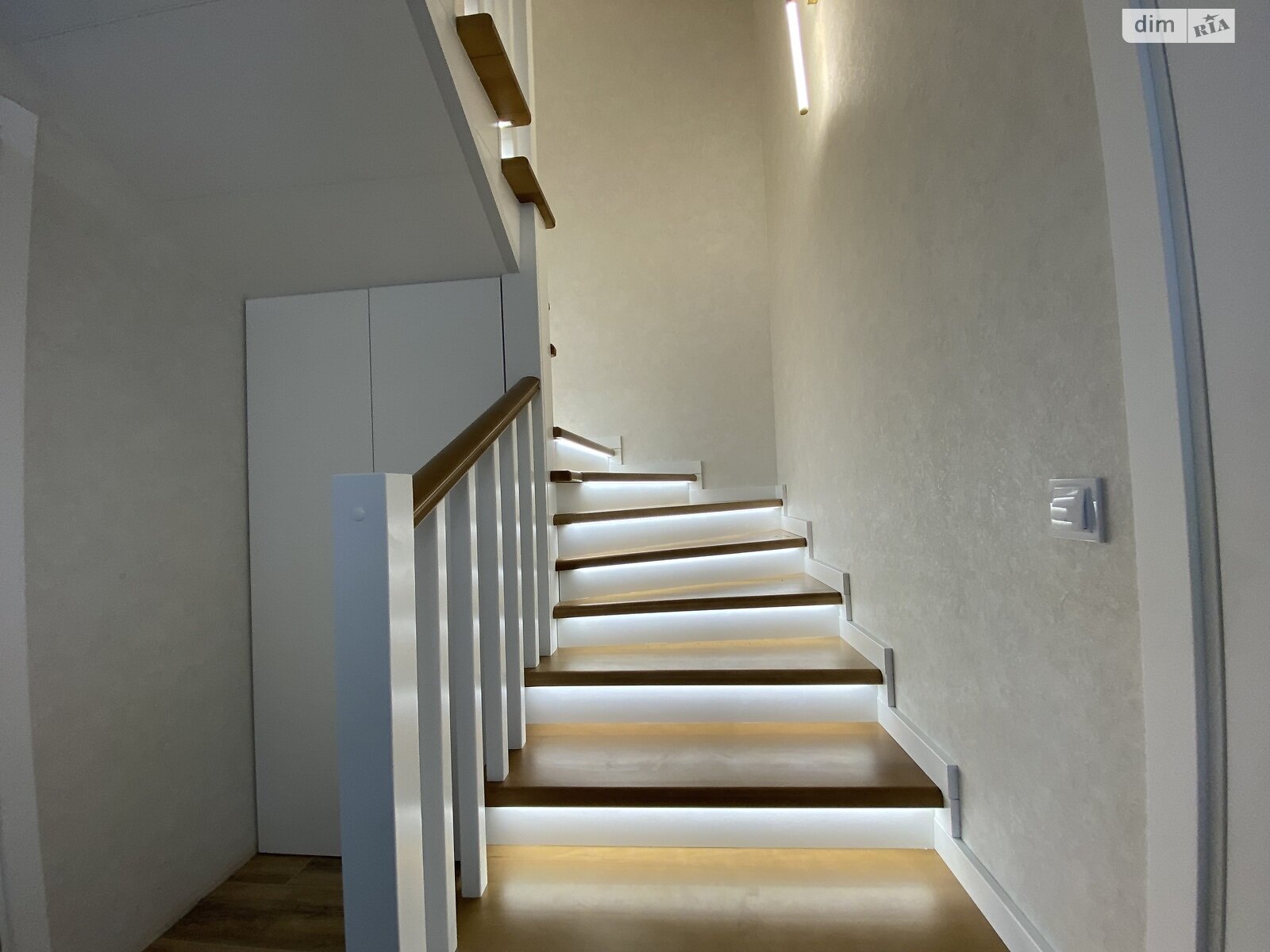 двоповерховий таунхаус, 110 кв. м, цегла. Продаж у Прибузькому фото 1