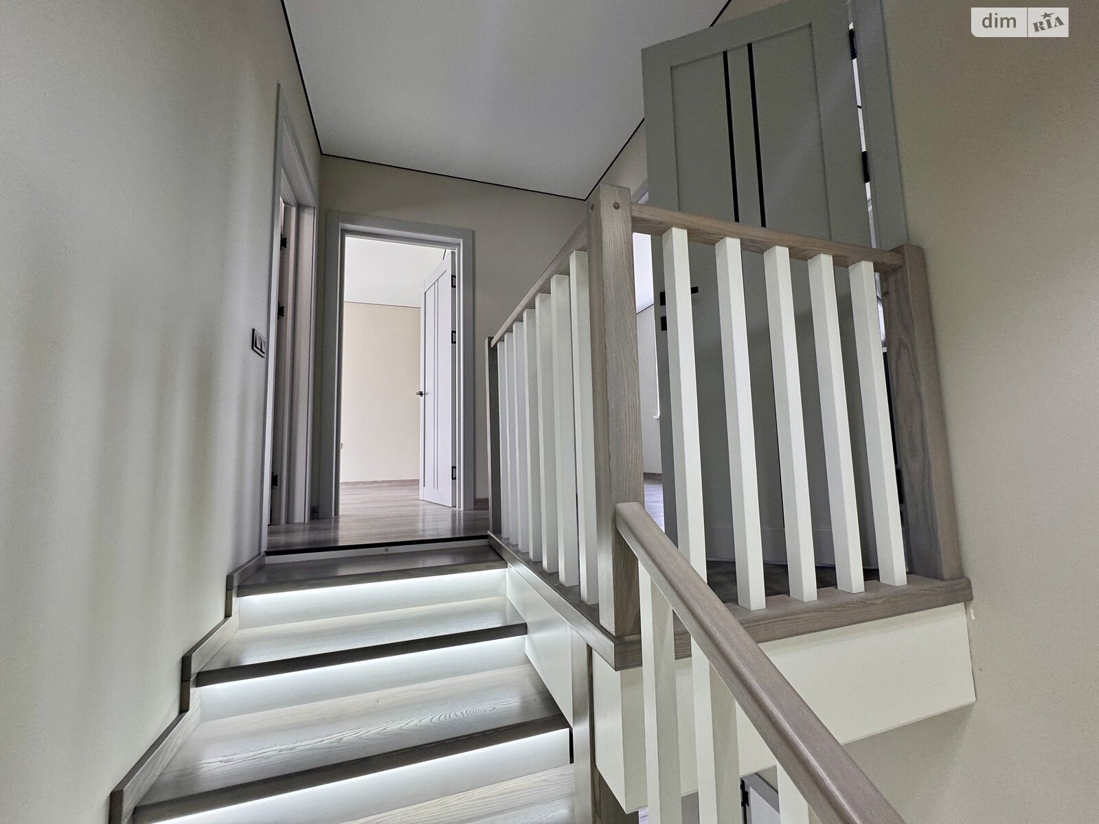 двухэтажный таунхаус, 95 кв. м, кирпич. Продажа в Прибужскому район Ленинский фото 1 двухэтажный таунхаус, 95 кв. м, кирпич. Продажа в Прибужскому район Ленинский фото 1