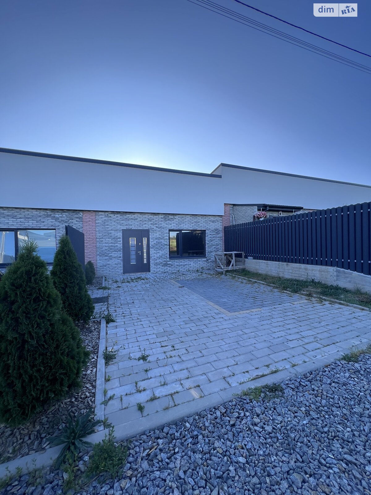 одноэтажный таунхаус, 78 кв. м, кирпич. Продажа в Прибужскому фото 1