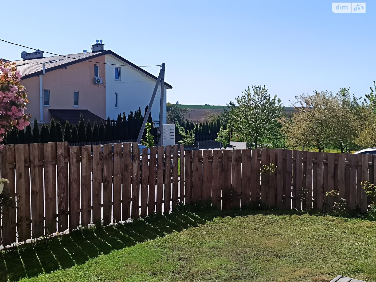 трехэтажный таунхаус, 68.4 кв. м, каркасный. Продажа в Ременове фото 1 трехэтажный таунхаус, 68.4 кв. м, каркасный. Продажа в Ременове фото 1