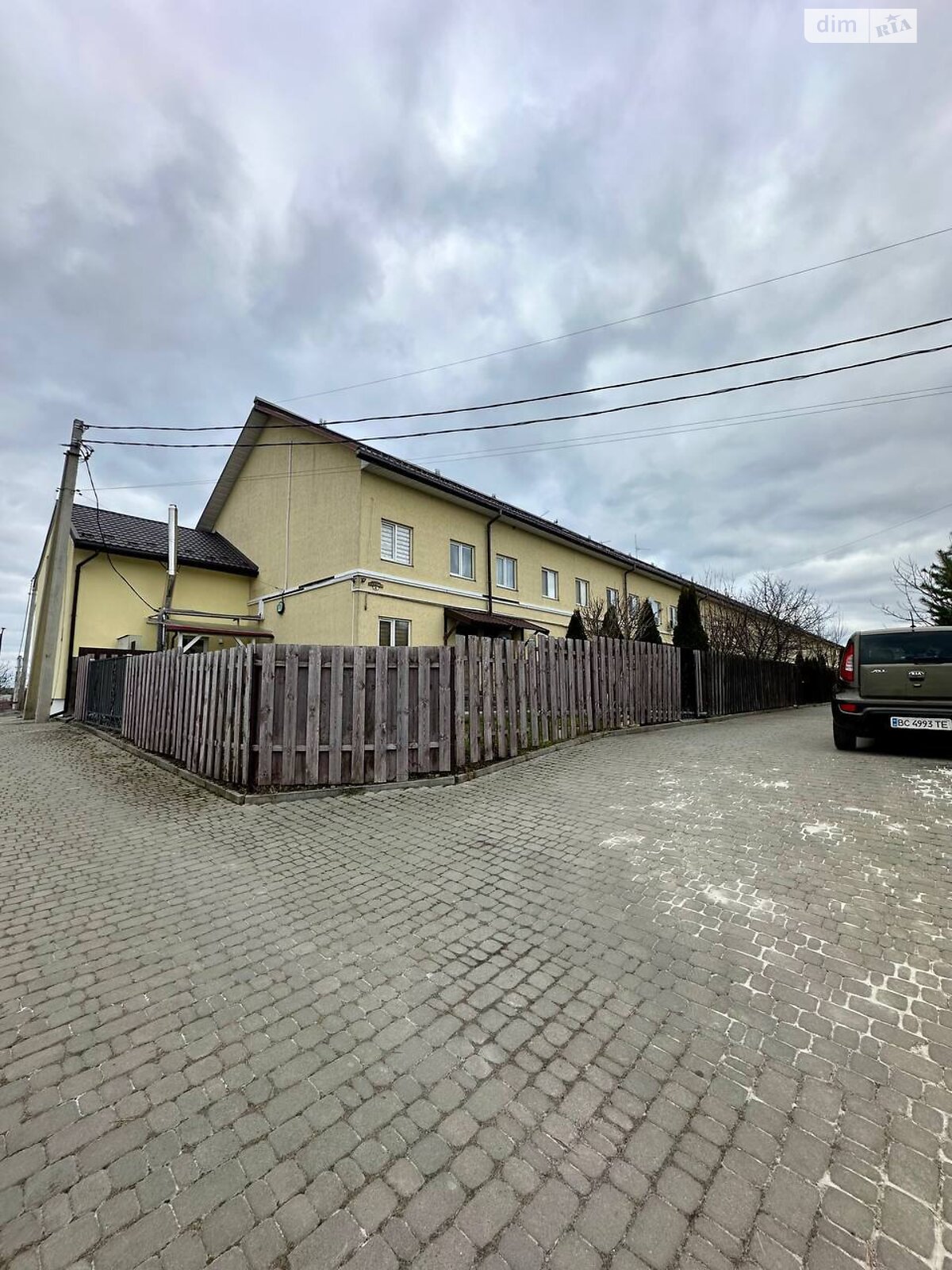 трехэтажный таунхаус, 68.4 кв. м, брус. Продажа в Ременове фото 1 трехэтажный таунхаус, 68.4 кв. м, брус. Продажа в Ременове фото 1