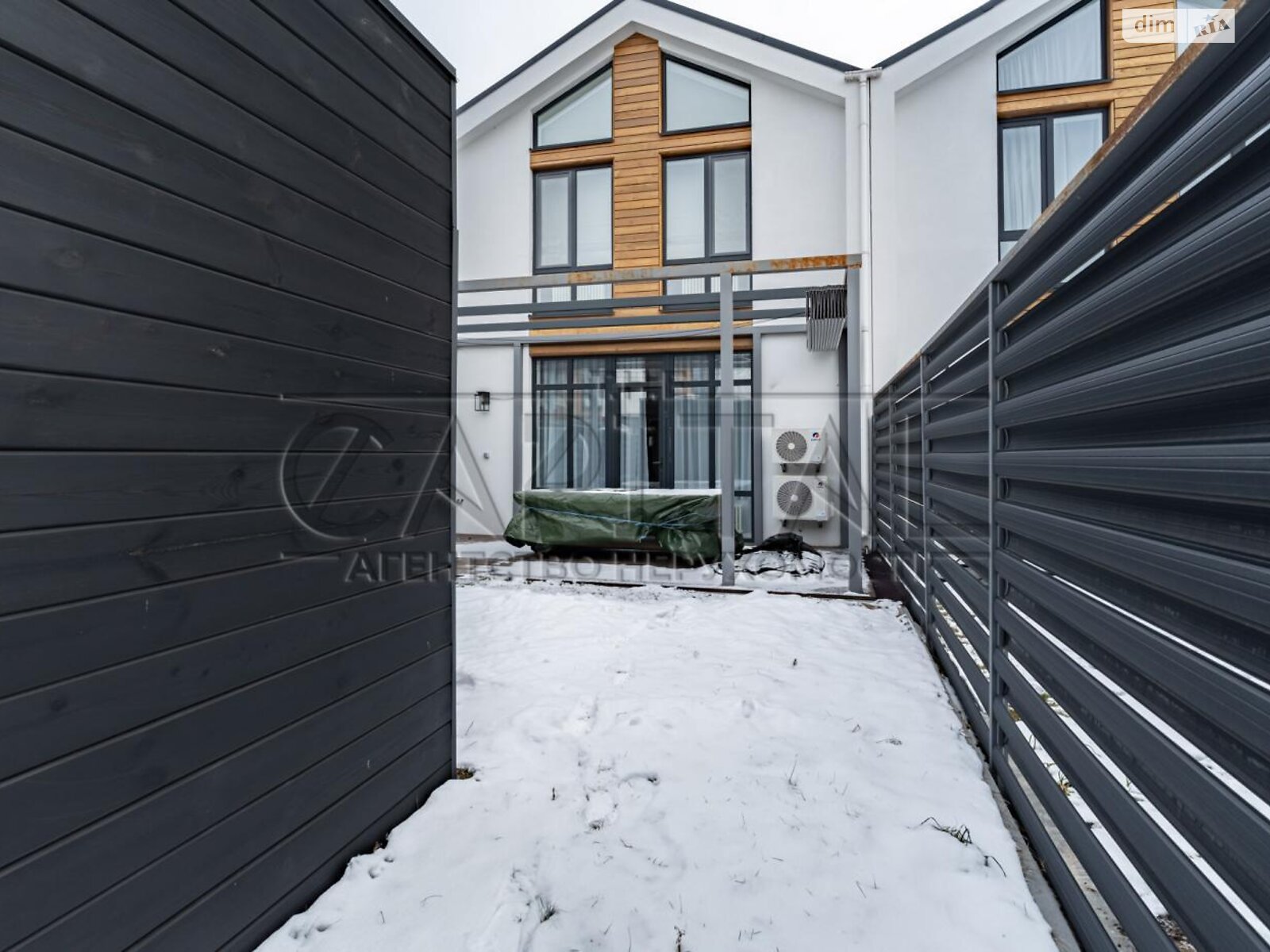 двоповерховий таунхаус, 279 кв. м, цегла. Продаж у Вишневому фото 1