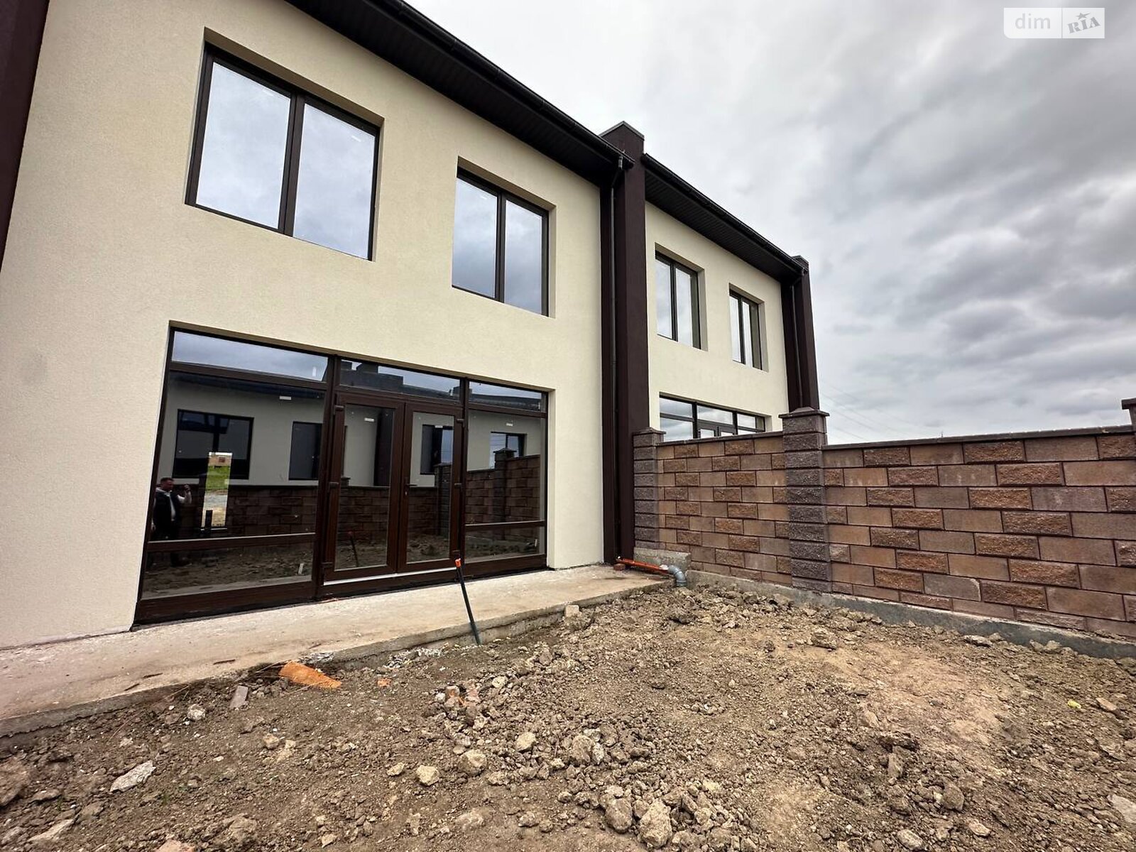 двоповерховий таунхаус, 130 кв. м, цегла. Продаж в Рівному, район Авторинок фото 1 двоповерховий таунхаус, 130 кв. м, цегла. Продаж в Рівному, район Авторинок фото 1