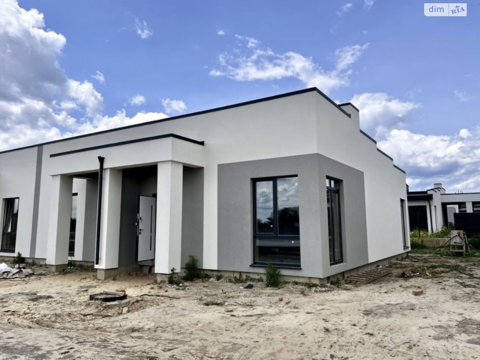 одноэтажный таунхаус, 68 кв. м, кирпич. Продажа в Ровно район Авторынок фото 1 одноэтажный таунхаус, 68 кв. м, кирпич. Продажа в Ровно район Авторынок фото 1