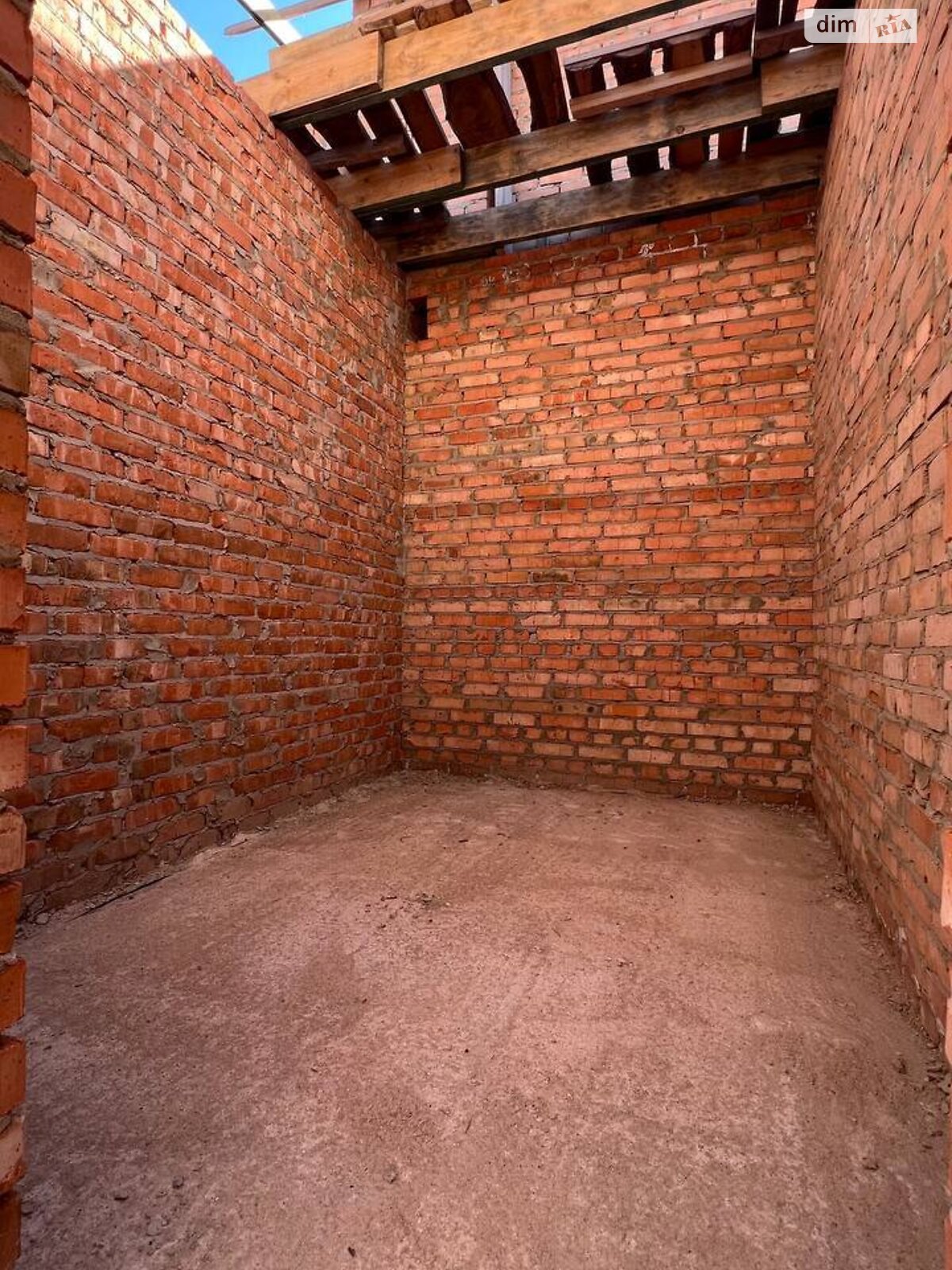 одноэтажный таунхаус, 95 кв. м, кирпич. Продажа в Обарове фото 1 одноэтажный таунхаус, 95 кв. м, кирпич. Продажа в Обарове фото 1