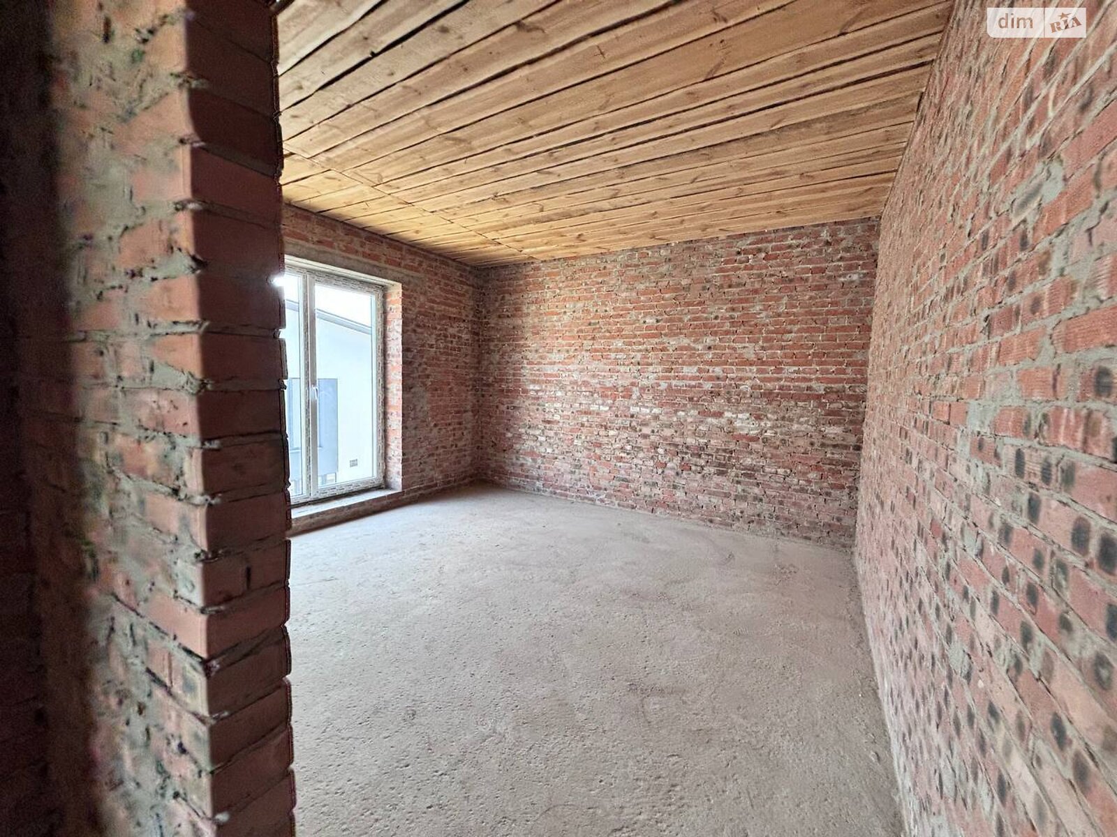двухэтажный таунхаус, 120 кв. м, кирпич. Продажа в Ровно район Автовокзал фото 1 двухэтажный таунхаус, 120 кв. м, кирпич. Продажа в Ровно район Автовокзал фото 1