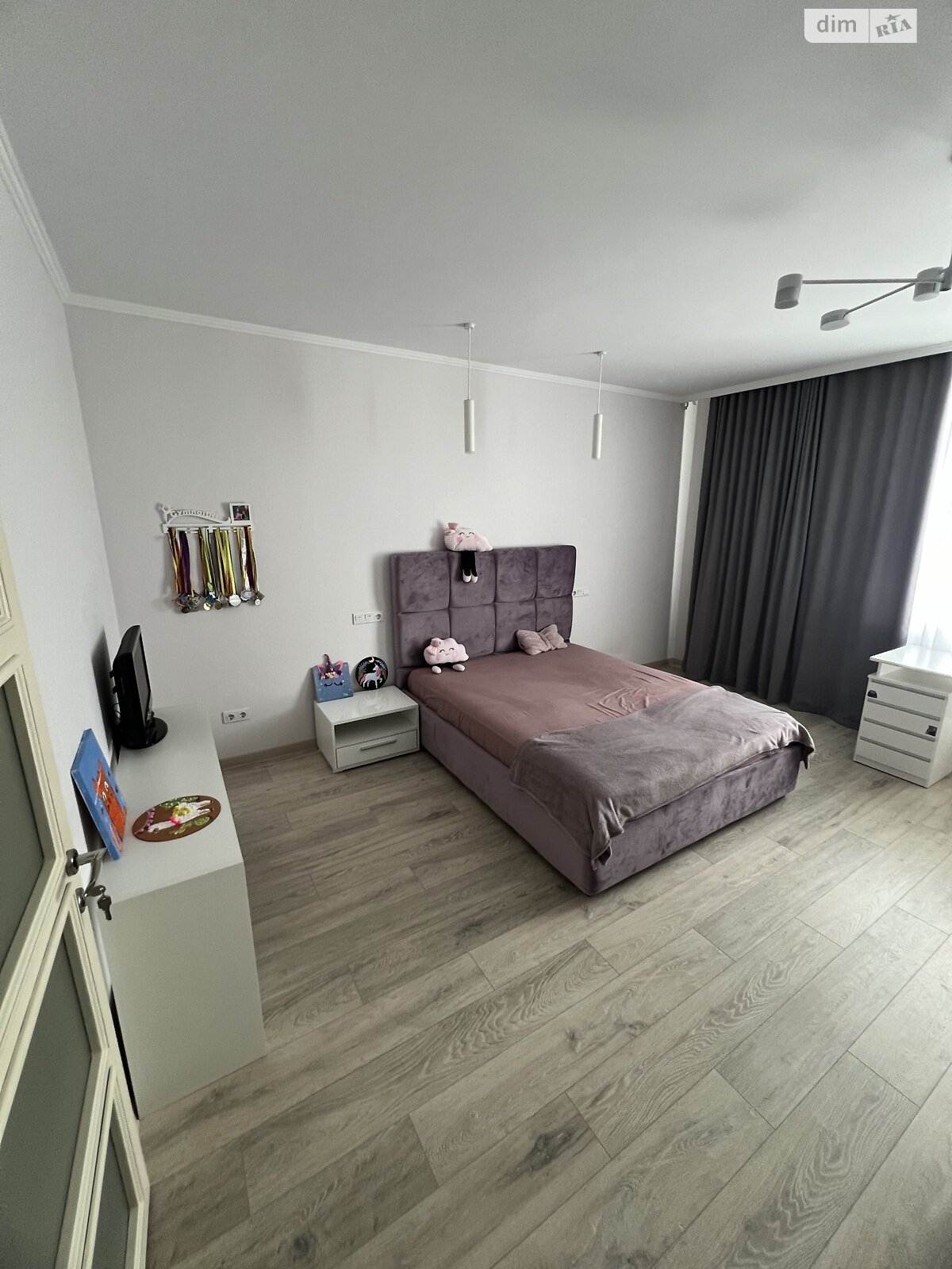 триповерховий таунхаус, 174.2 кв. м, газобетон. Продаж в Рівному, район Басів Кут фото 1