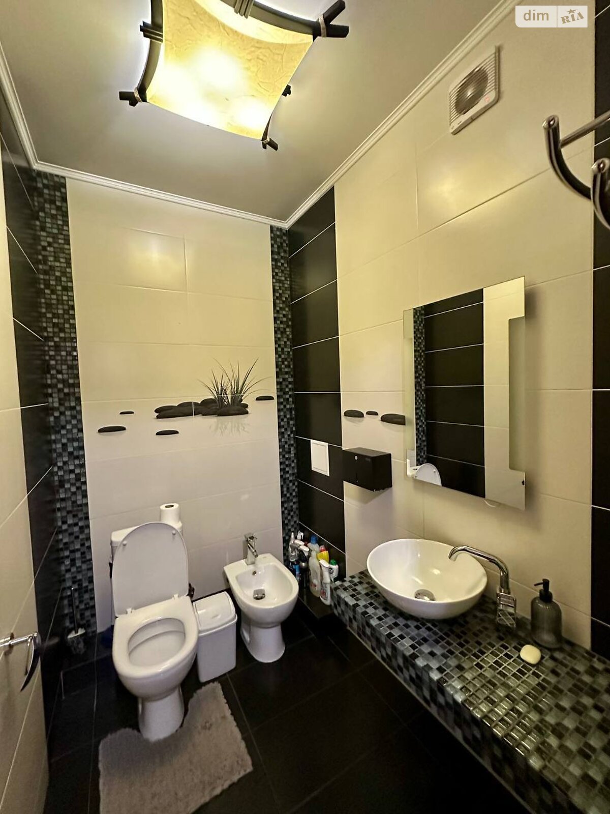 двоповерховий таунхаус, 211.7 кв. м, цегла. Продаж в Рівному, район Чайка фото 1 двоповерховий таунхаус, 211.7 кв. м, цегла. Продаж в Рівному, район Чайка фото 1