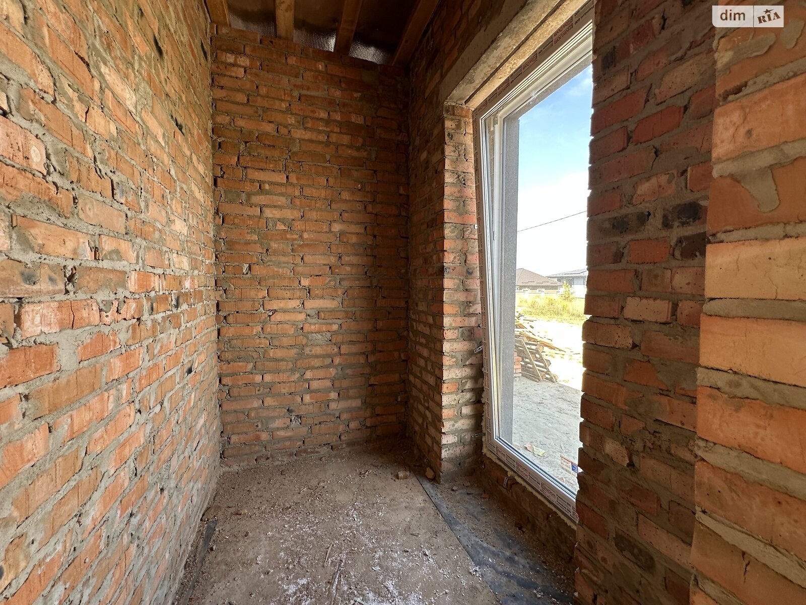 одноэтажный таунхаус, 100 кв. м, кирпич. Продажа в Ровно район Чайка фото 1 одноэтажный таунхаус, 100 кв. м, кирпич. Продажа в Ровно район Чайка фото 1