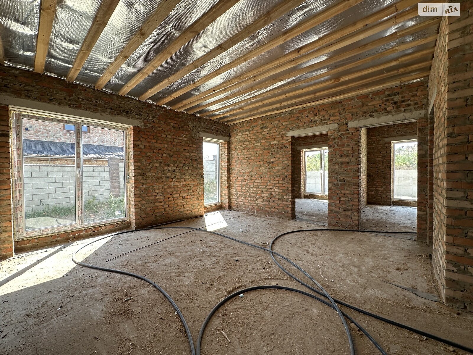 одноэтажный таунхаус, 100 кв. м, кирпич. Продажа в Ровно район Чайка фото 1 одноэтажный таунхаус, 100 кв. м, кирпич. Продажа в Ровно район Чайка фото 1