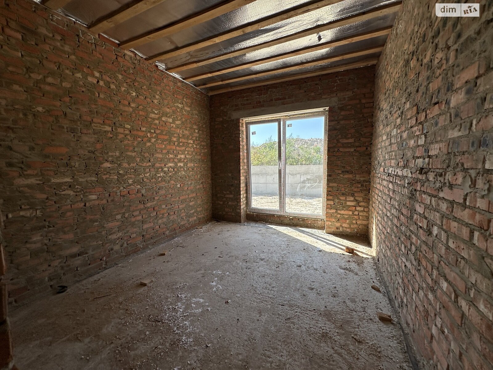 одноэтажный таунхаус, 100 кв. м, кирпич. Продажа в Ровно район Чайка фото 1 одноэтажный таунхаус, 100 кв. м, кирпич. Продажа в Ровно район Чайка фото 1