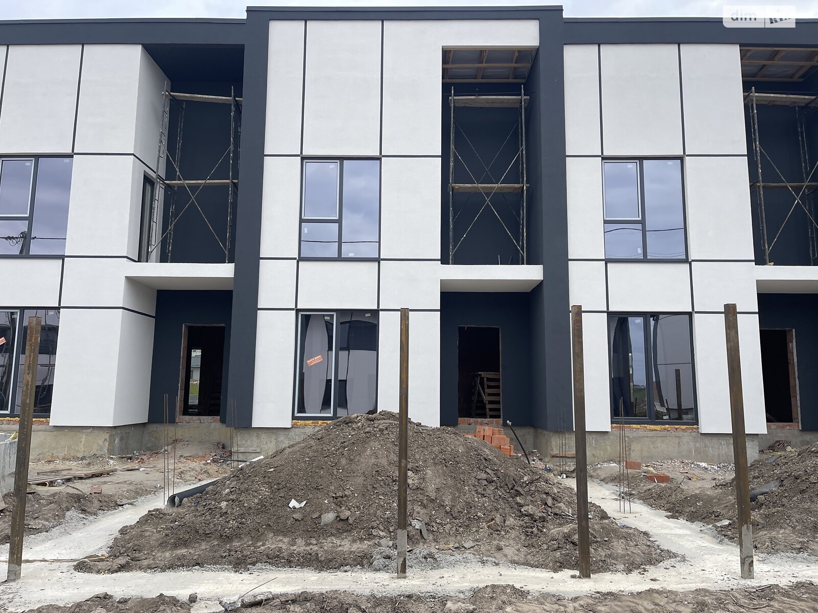 двоповерховий таунхаус, 118 кв. м, цегла. Продаж в Рівному, район Льонокомбінат фото 1 двоповерховий таунхаус, 118 кв. м, цегла. Продаж в Рівному, район Льонокомбінат фото 1